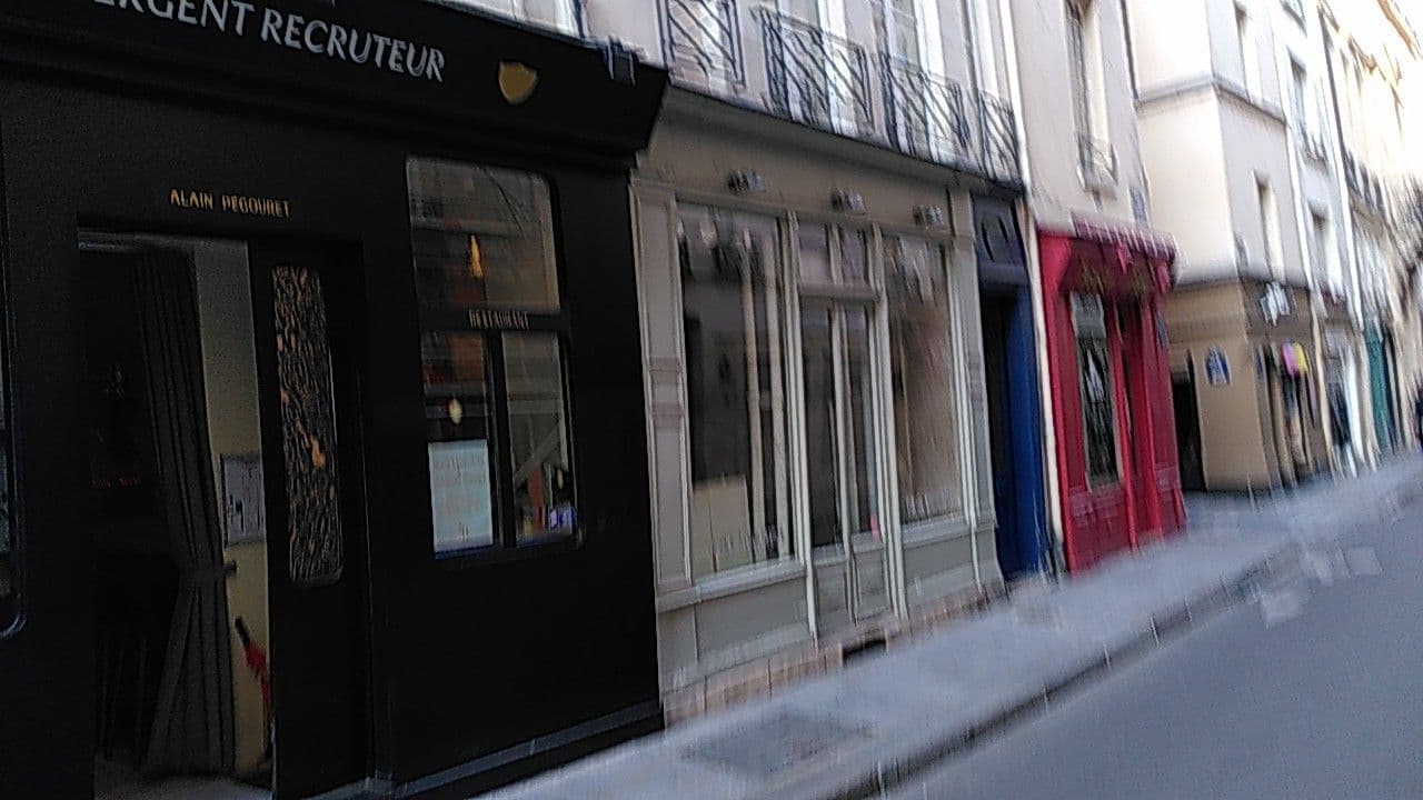 Street view near Hôtel du Jeu de Paume, Paris — © britze (CC BY-SA · Mapillary)