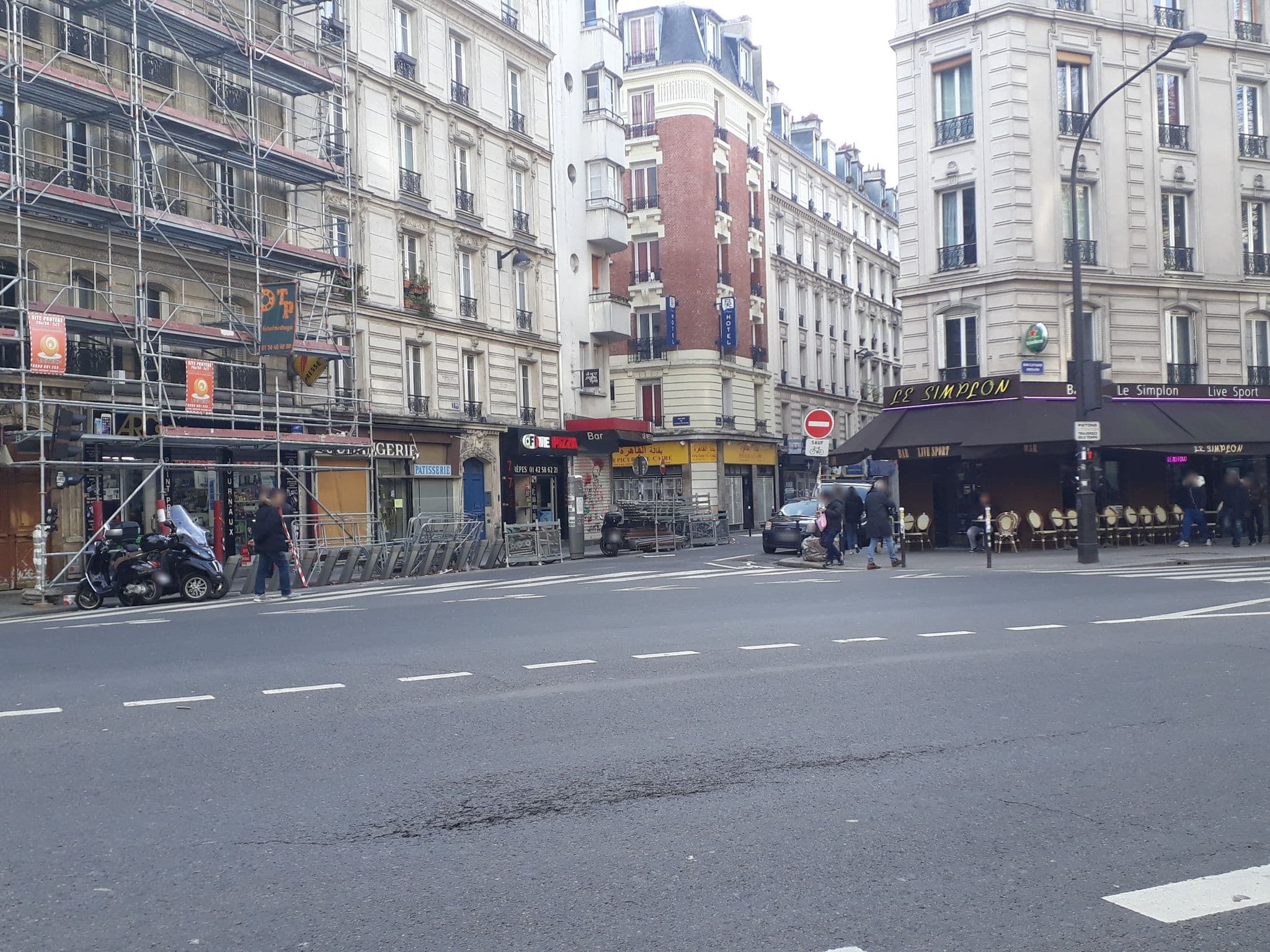 Street view near hipotel paris sacre couer olympiade, Paris 18 Buttes-Montmartre — © laurentlouf (CC BY-SA · Mapillary)