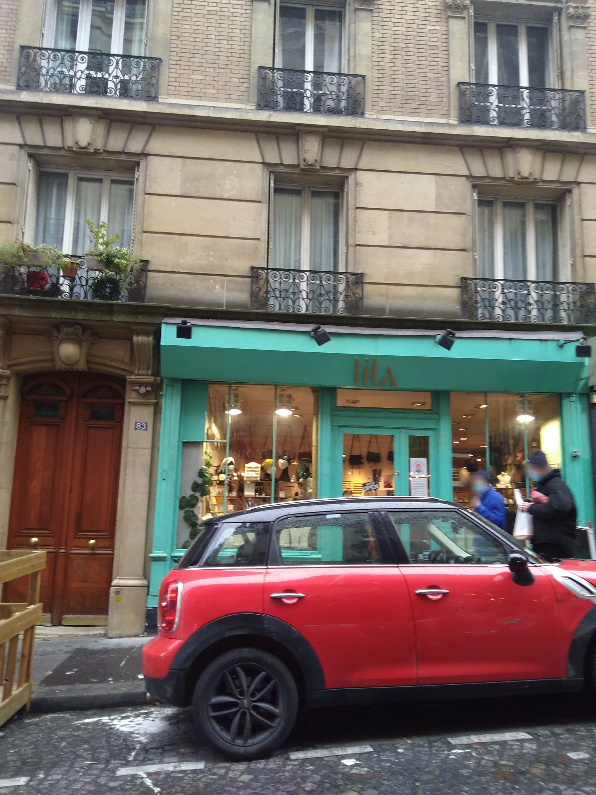 Street view near Pick a Flat's Apartment in Montmartre, Paris 18 Buttes-Montmartre — © nlehuby (CC BY-SA · Mapillary)