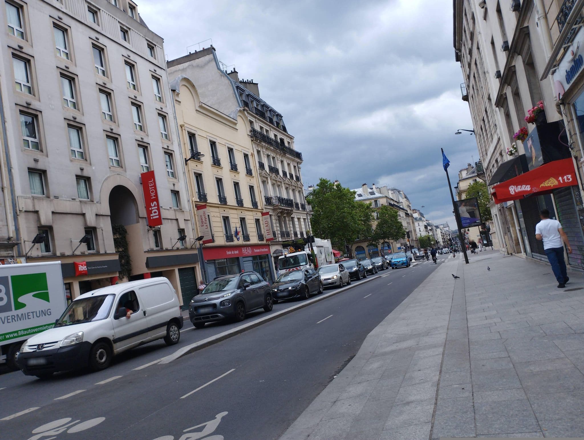 Street view near Hotel Rue La Fayette, Saint-Vincent de Paul — © kritic (CC BY-SA · Mapillary)