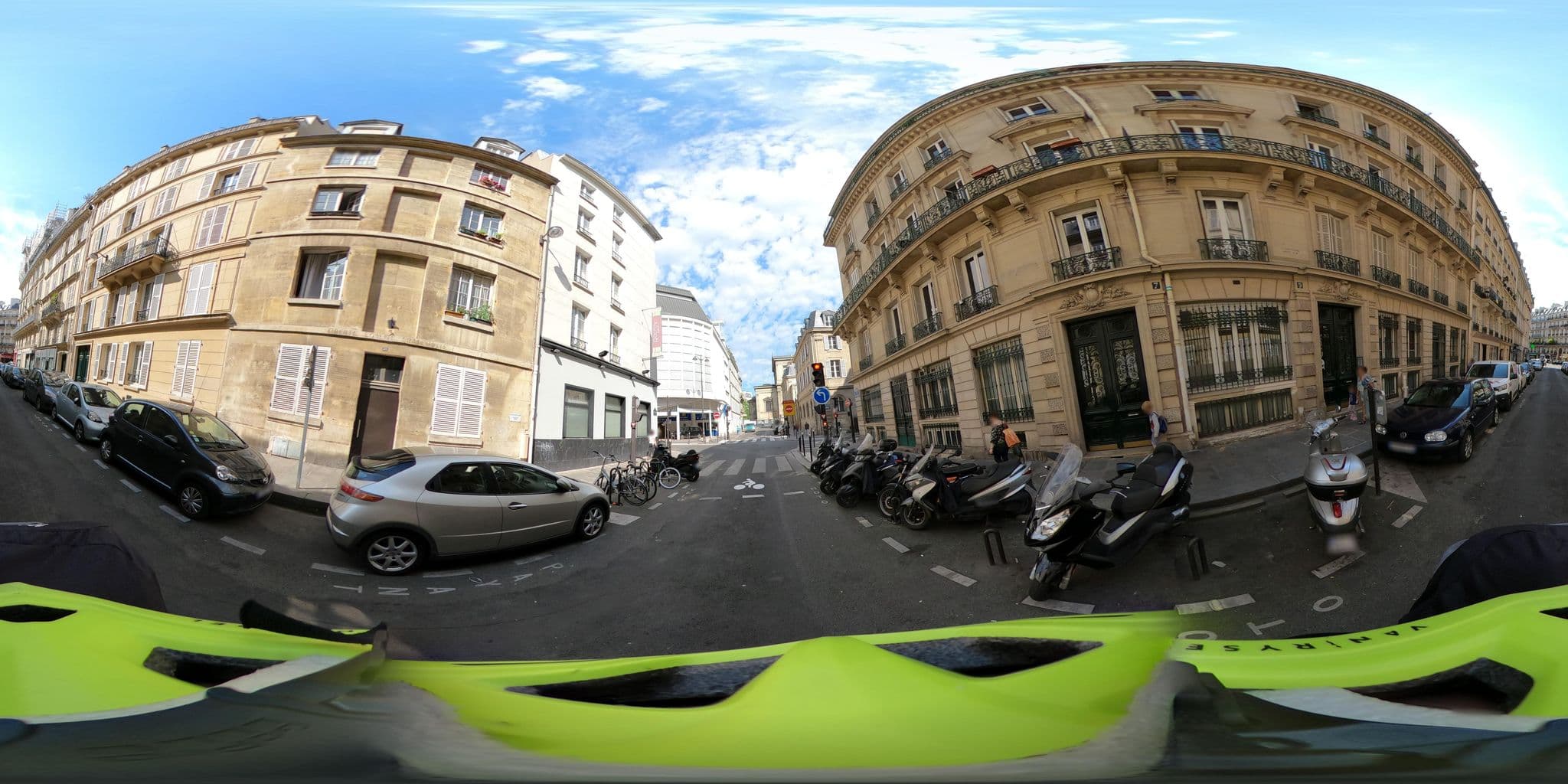 Street view near Le Rocroy Hôtel Paris Gare du Nord, Saint-Vincent de Paul — © Stefdegreef (CC BY-SA · Mapillary)