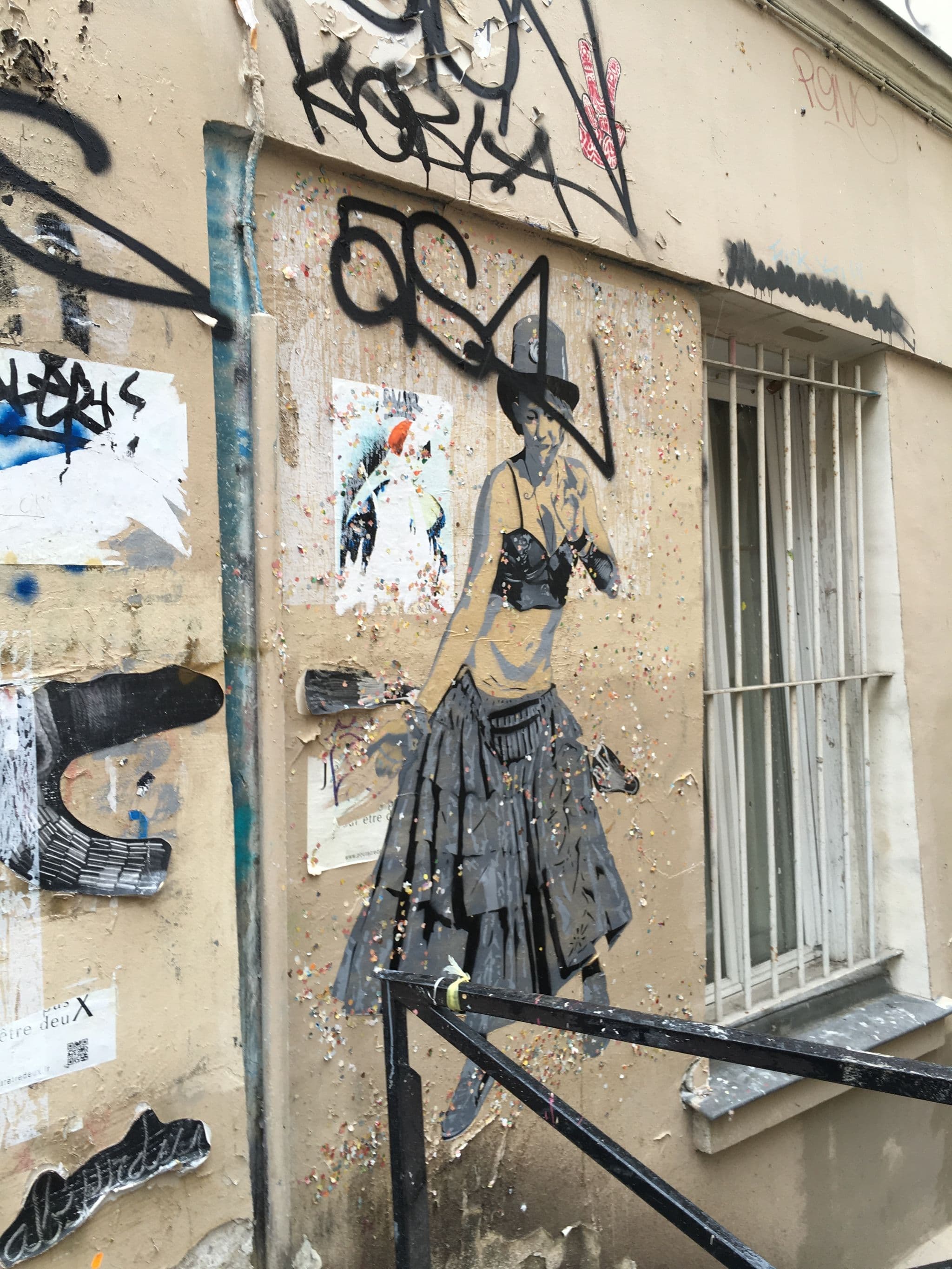 Street view near Appartement Butte Montmartre, Paris 18 Buttes-Montmartre — © nattes (CC BY-SA · Mapillary)
