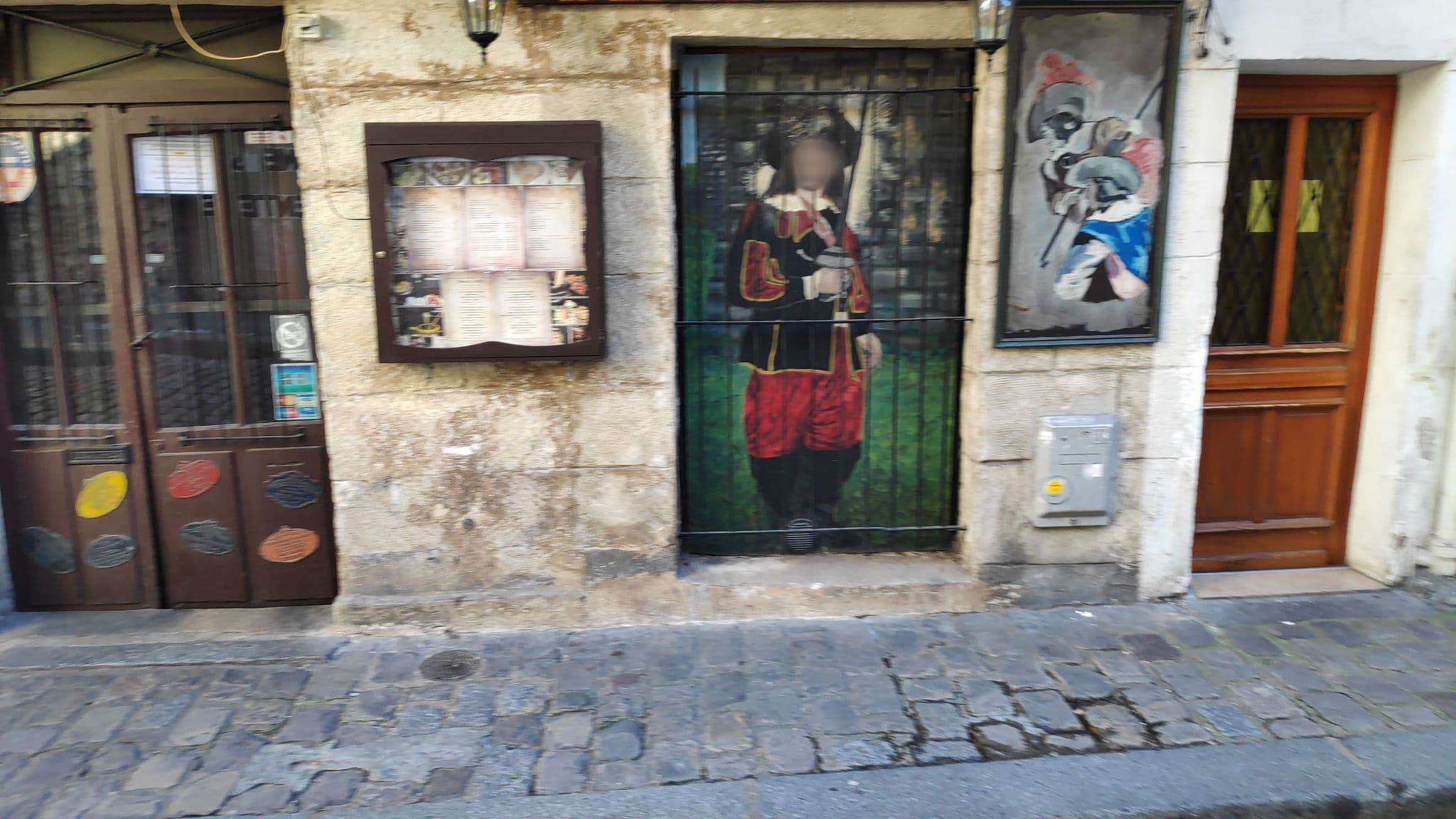 Street view near Chez Groligez, Paris 18 Buttes-Montmartre — © marcuscalabresus (CC BY-SA · Mapillary)