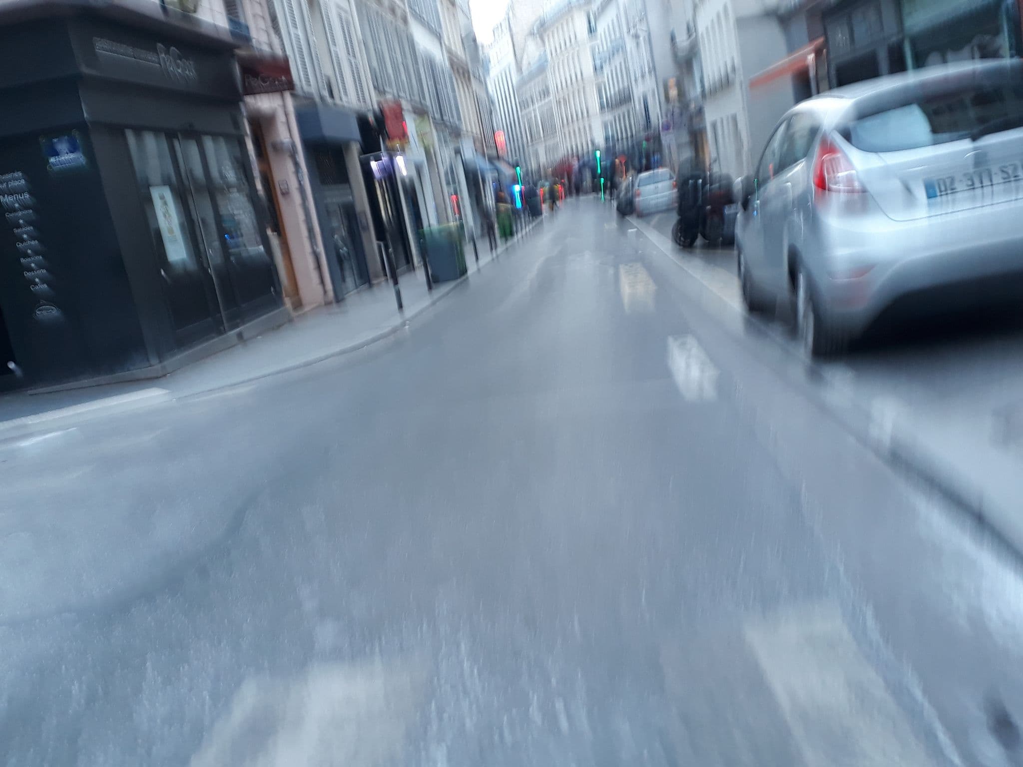 Street view near Hotel Lafayette, Porte Saint-Denis — © pierrent (CC BY-SA · Mapillary)