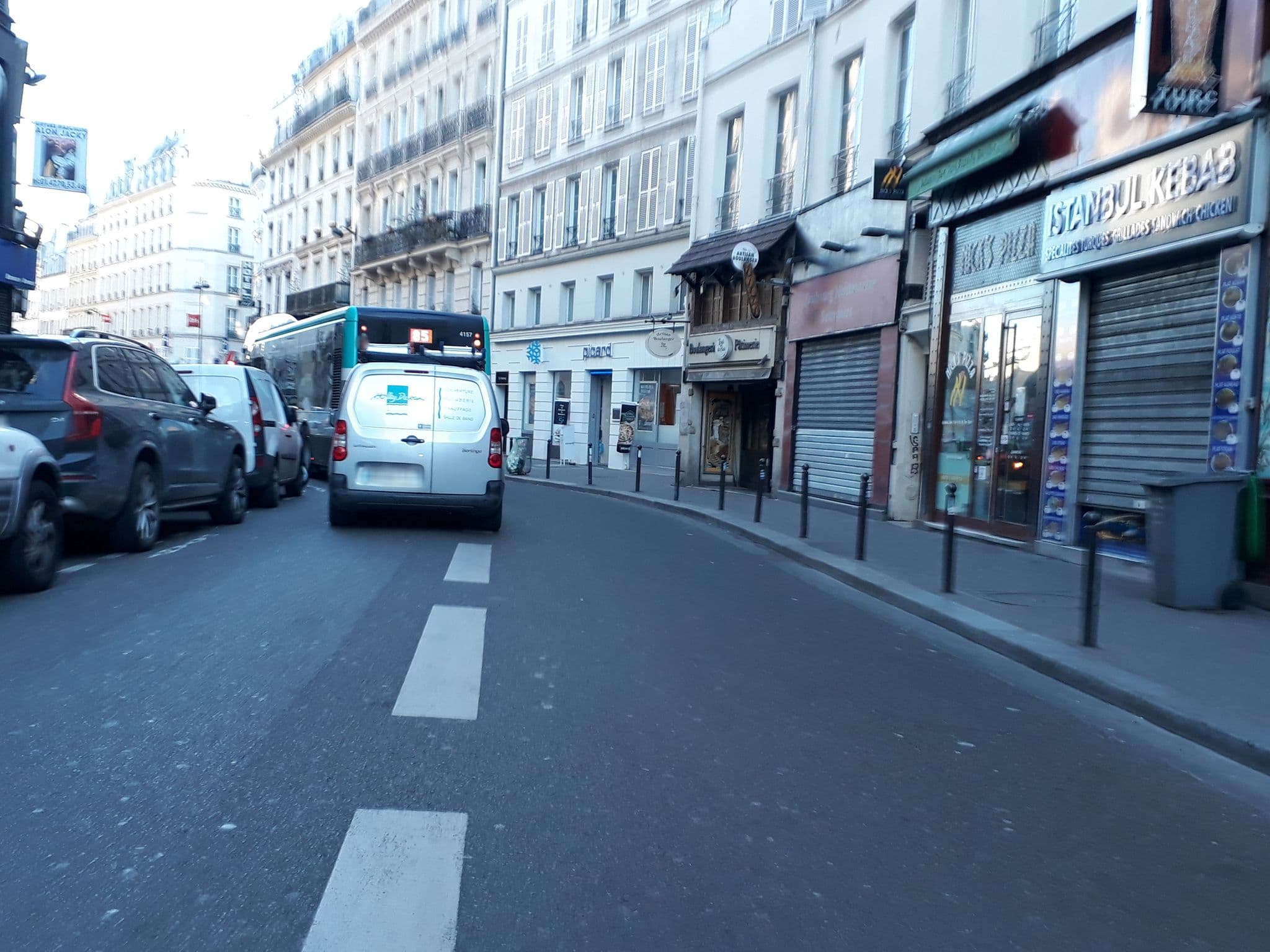 Street view near Oussadi, Paris 09 Opéra — © pierrent (CC BY-SA · Mapillary)