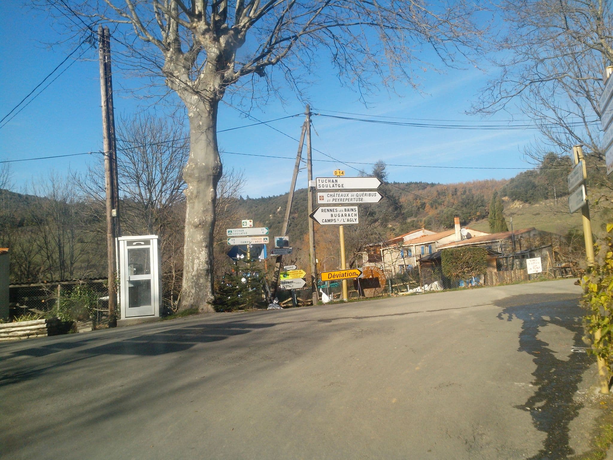 Street view near Les Gites de Galamus, Saint-Paul-de-Fenouillet — © hamlet (CC BY-SA · Mapillary)