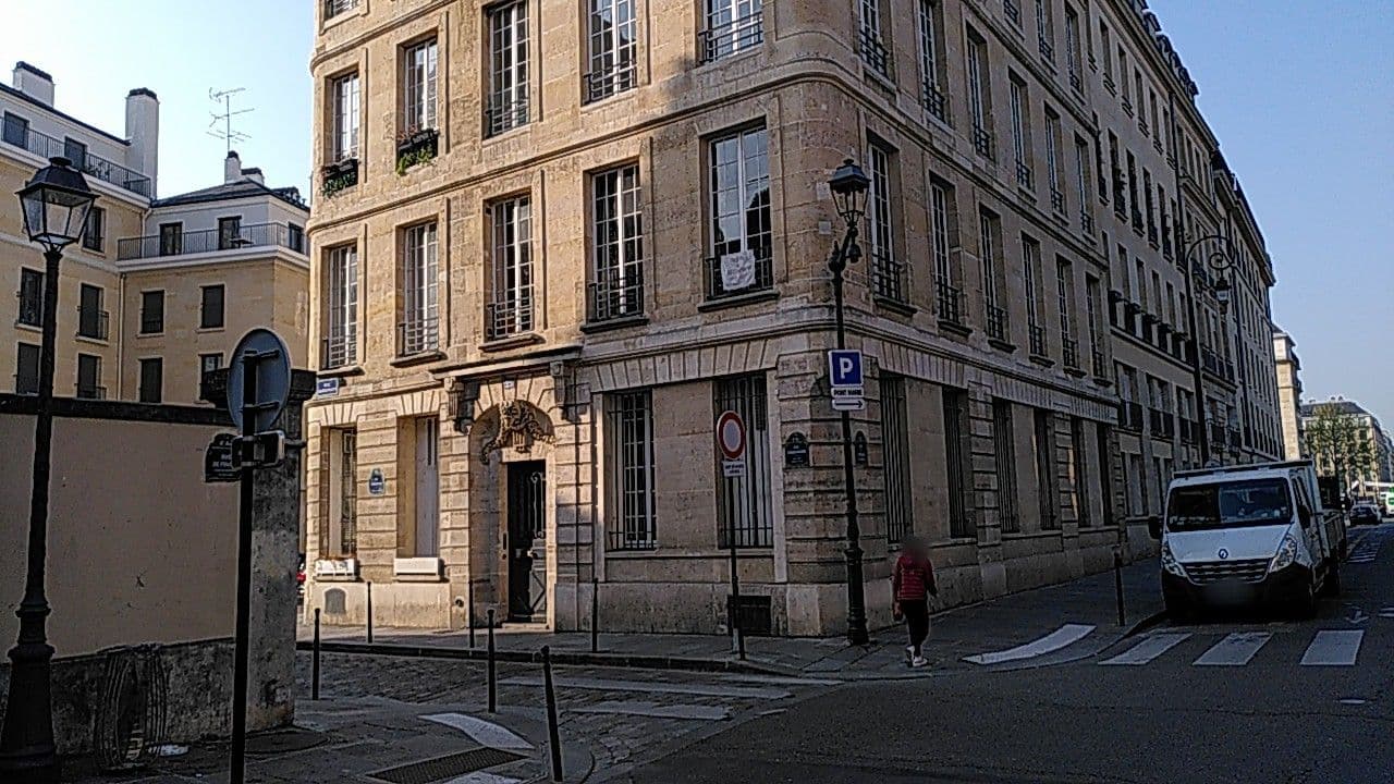 Street view near binnenkoer miji, Paris — © britze (CC BY-SA · Mapillary)