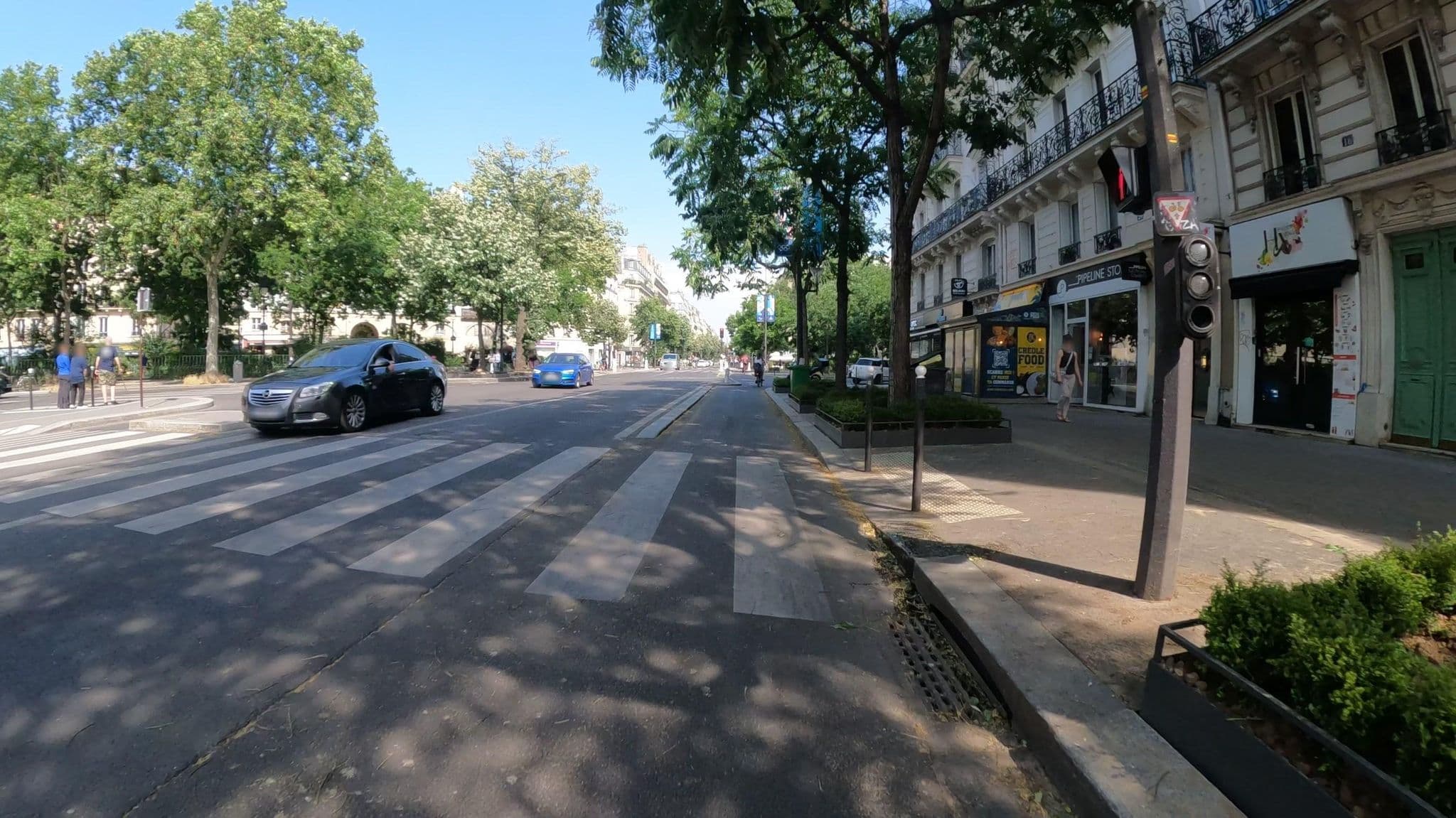 Street view near Hôtel Angely, Folie Méricourt — © Nzau (CC BY-SA · Mapillary)