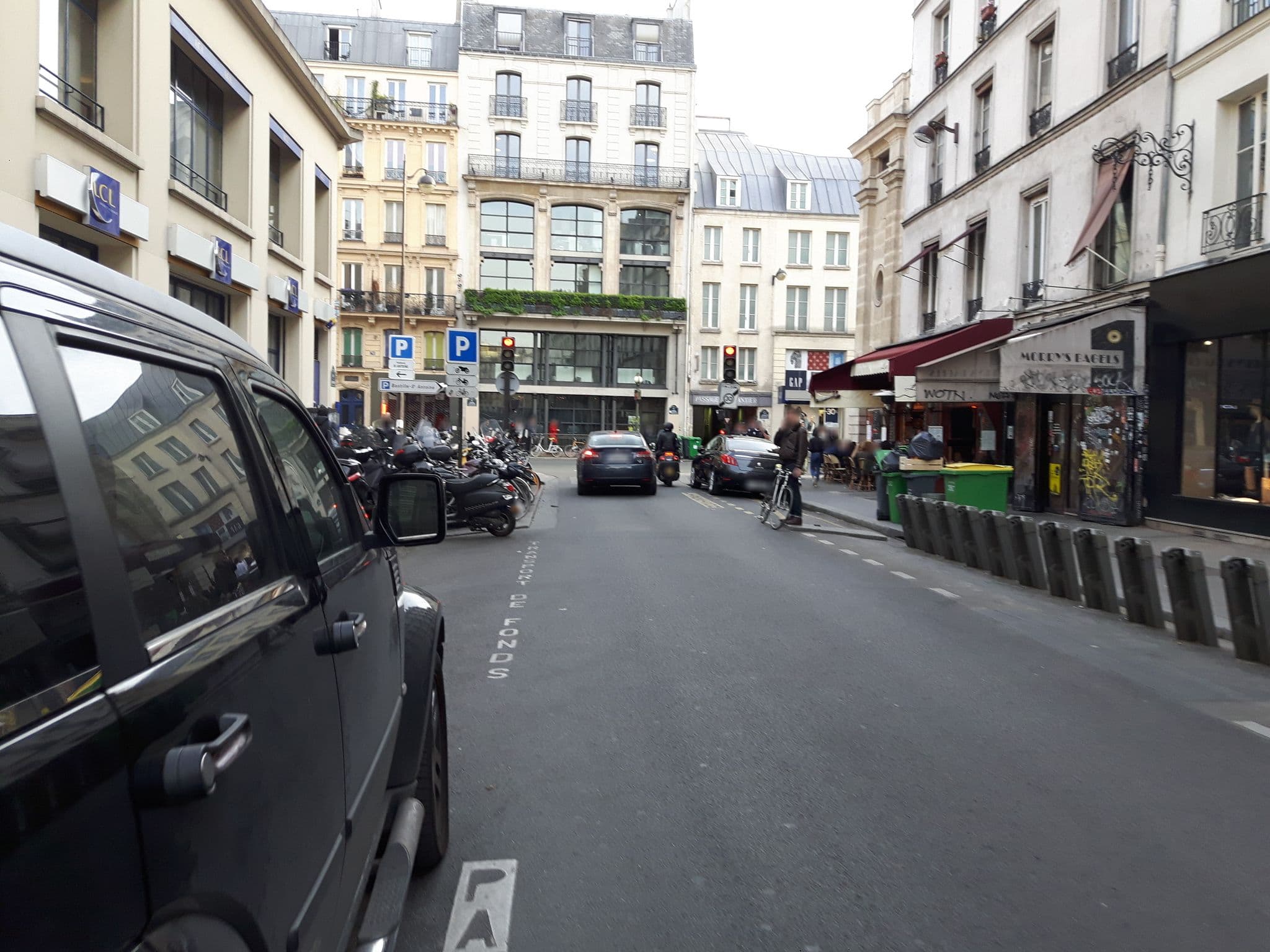 Street view near Tre finestre su Parigi, Quinze-Vingts — © wusel007 (CC BY-SA · Mapillary)