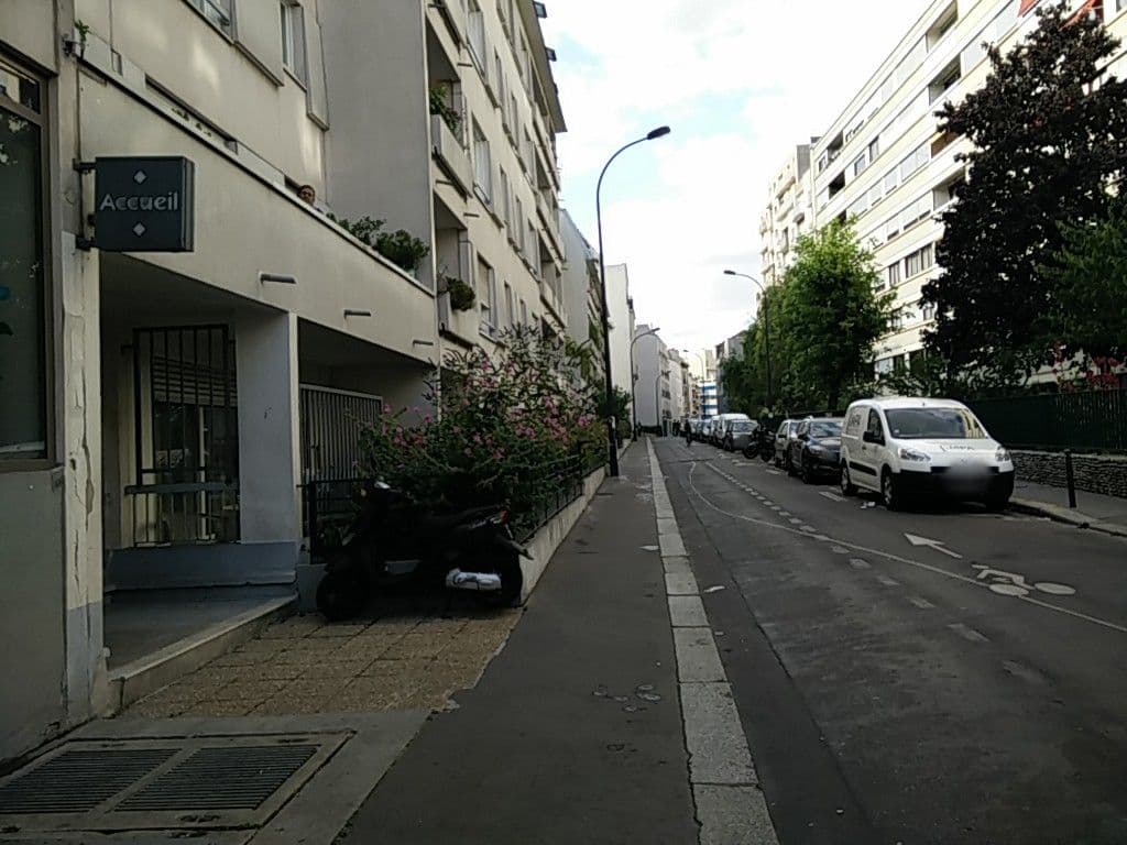 Street view near CH chez Amélie Revel, Paris 19 Buttes-Chaumont — © ccossio (CC BY-SA · Mapillary)