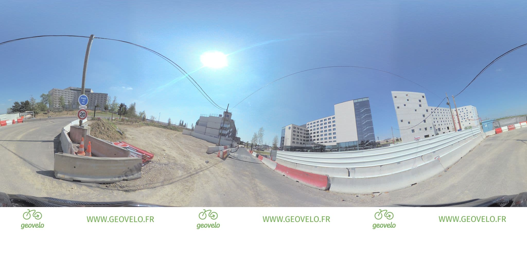 Street view near Courtyard Paris CDG Central Airport, Roissy-en-France — © simon_geovelo (CC BY-SA · Mapillary)