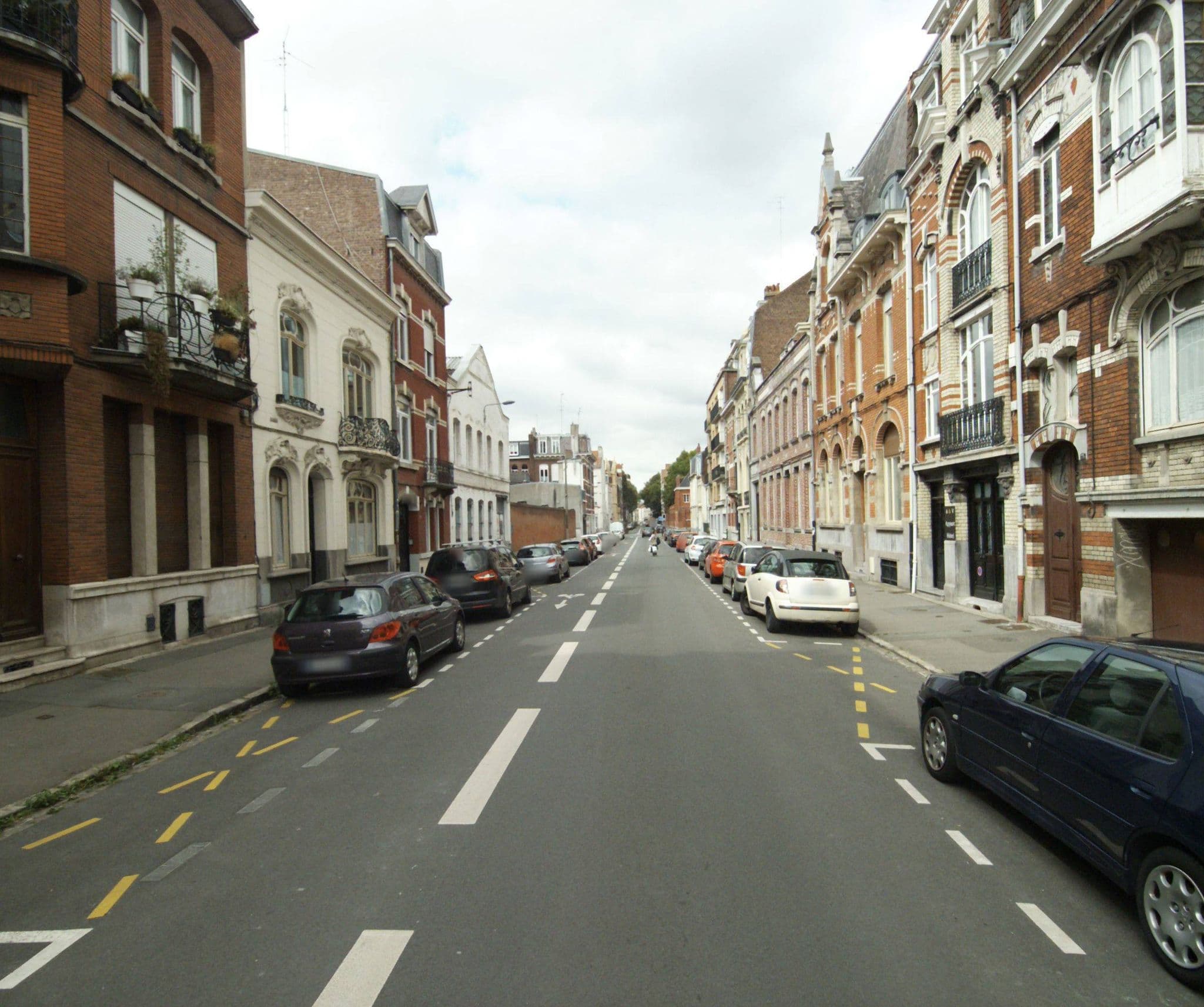 Street view near A & V Appart'hôtel, Lille — © immergismap (CC BY-SA · Mapillary)