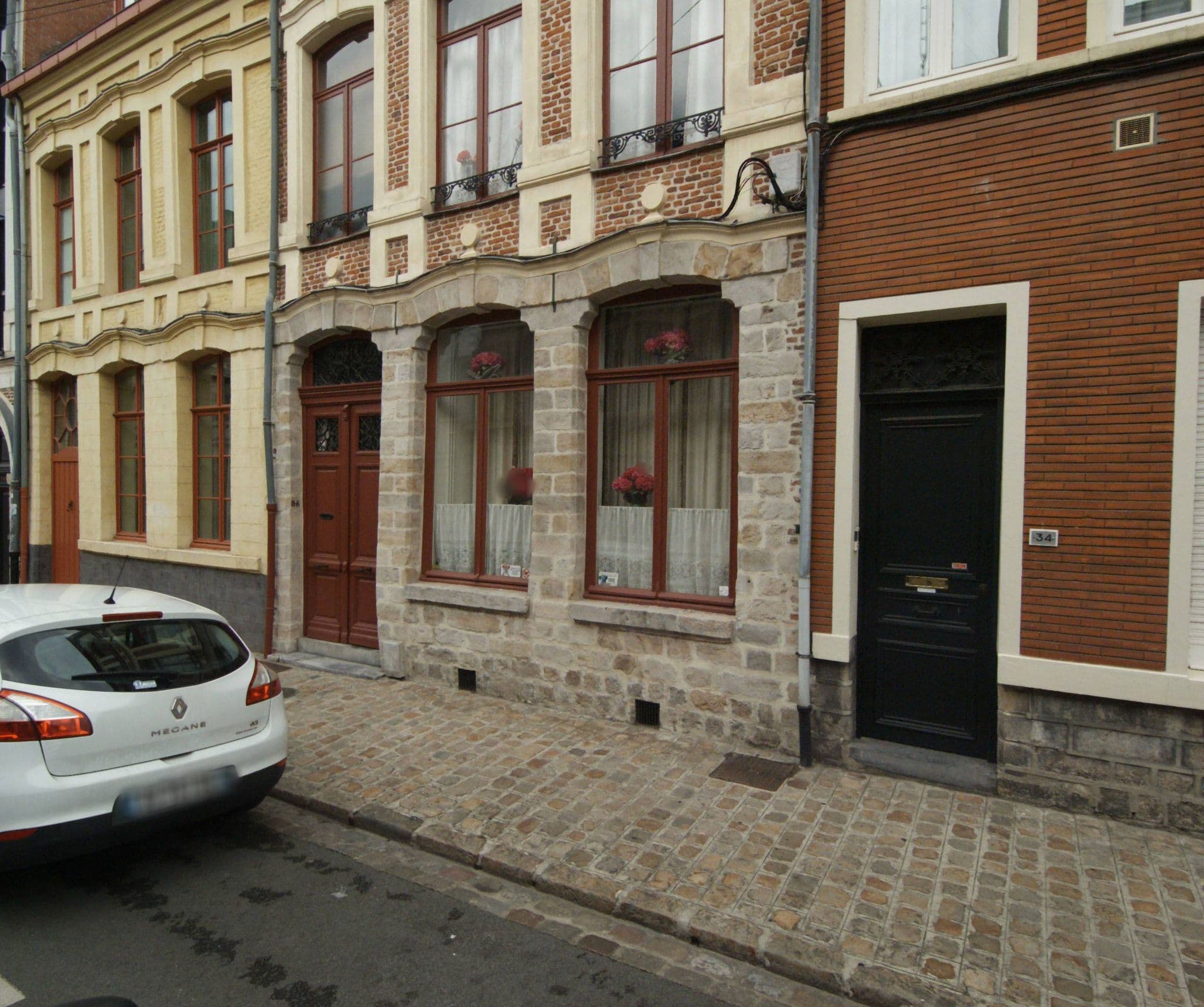 Street view near Escalille le Voltaire, Lille — © melimmergis (CC BY-SA · Mapillary)