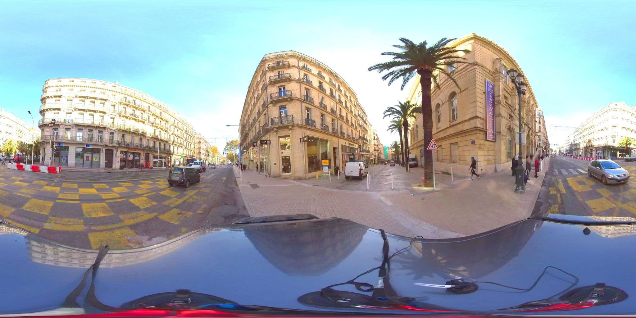Street view near Hôtel Acanthid, Toulon — © simmergis (CC BY-SA · Mapillary)