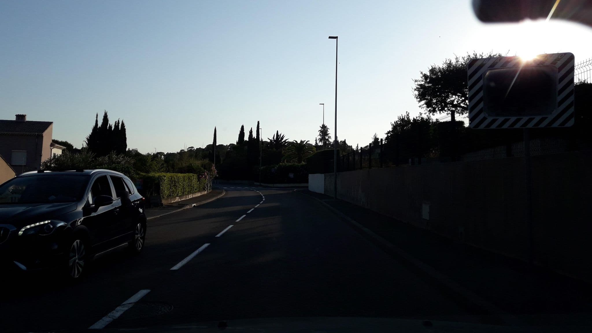 Street view near Mas du Suveret, Saint-Raphaël — © eric_s (CC BY-SA · Mapillary)