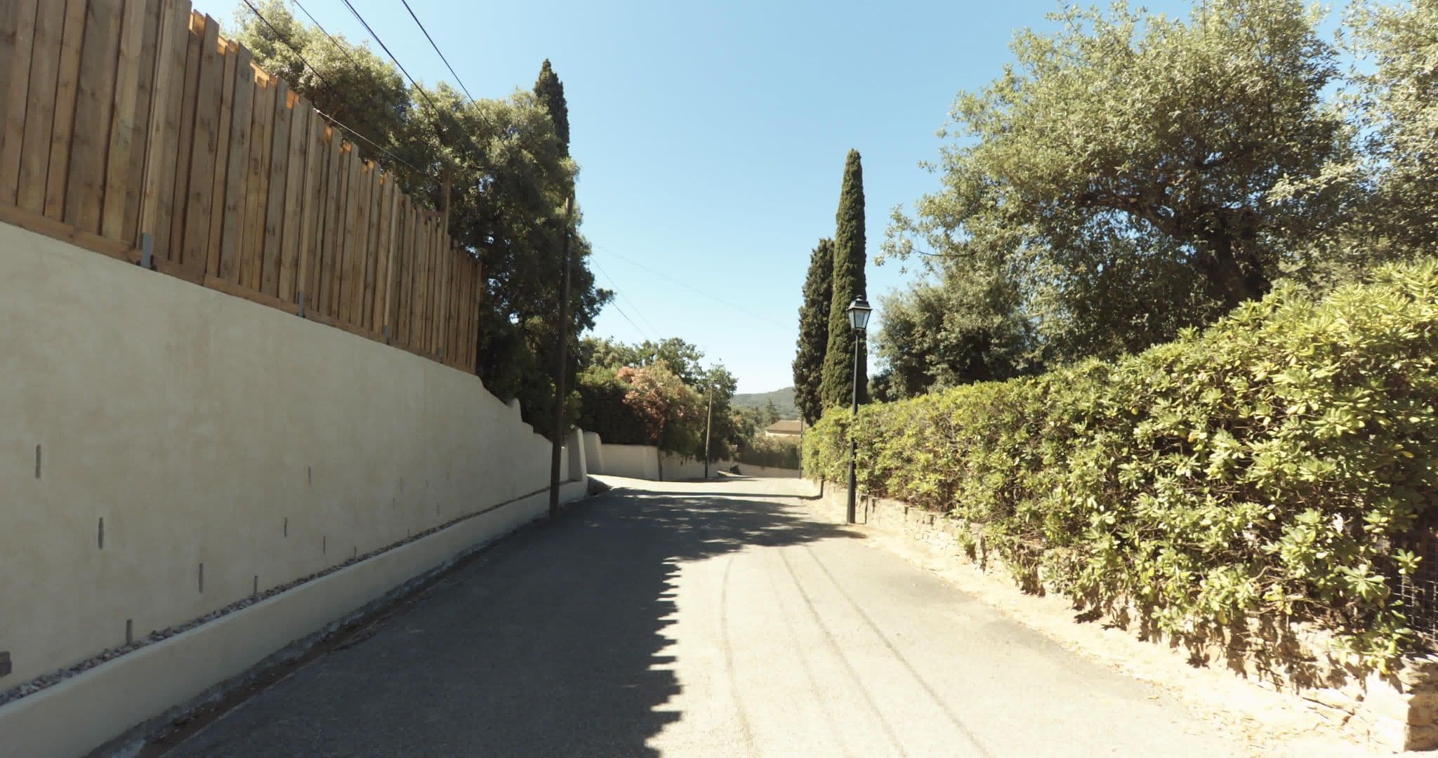 Street view near Hôtel la Maison Blanche, Saint-Tropez — © sogefi (CC BY-SA · Mapillary)