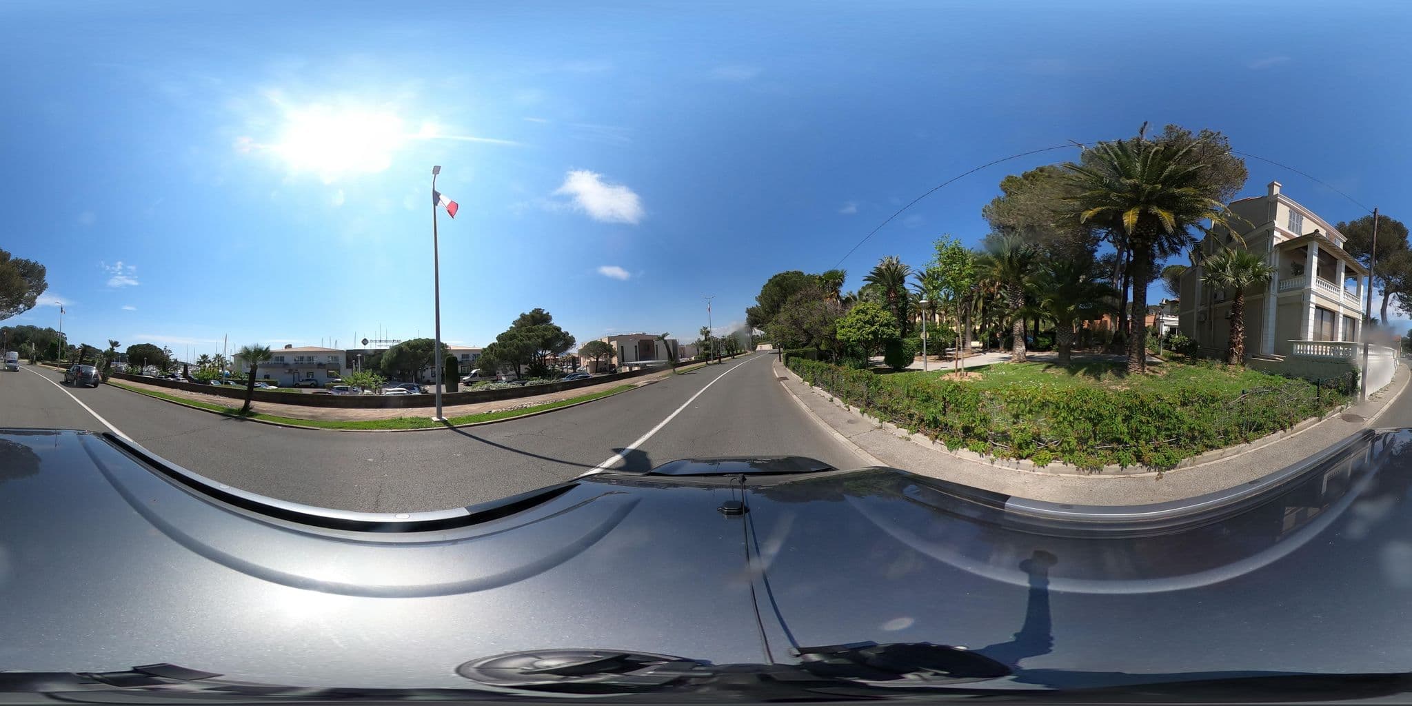 Street view near Best Western La Marina Hotel Saint-Raphael, Saint-Raphaël — © eric_s (CC BY-SA · Mapillary)