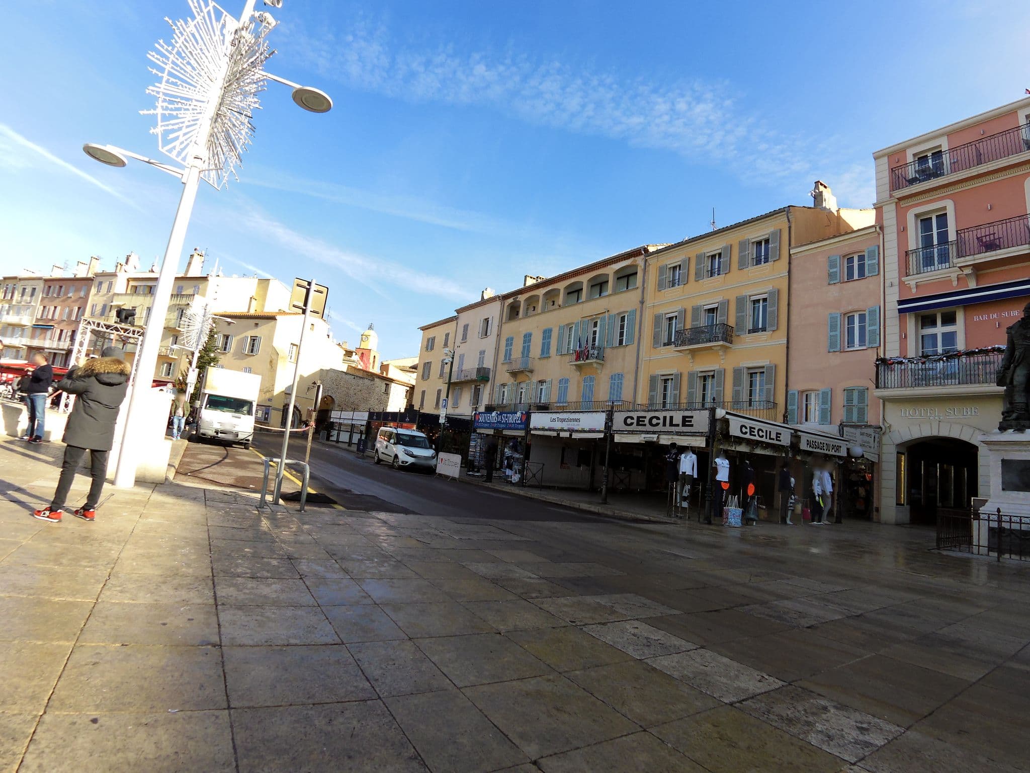 Street view near Hôtel Le Sube, Saint-Tropez — © marcuscalabresus (CC BY-SA · Mapillary)