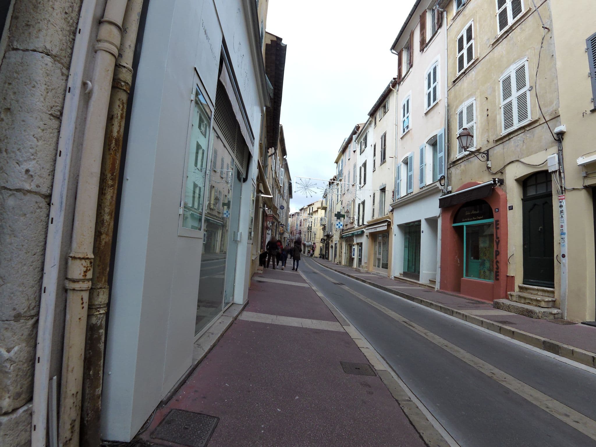 Street view near Appartement Ensoleillé 80M du Port, Saint-Tropez — © marcuscalabresus (CC BY-SA · Mapillary)