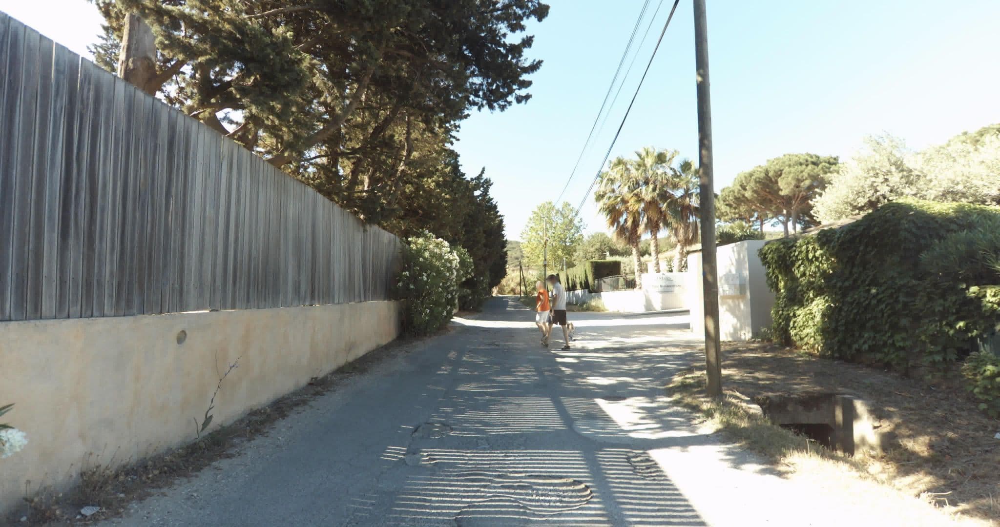 Street view near Jardin d'artémis, Saint-Tropez — © sogefi (CC BY-SA · Mapillary)