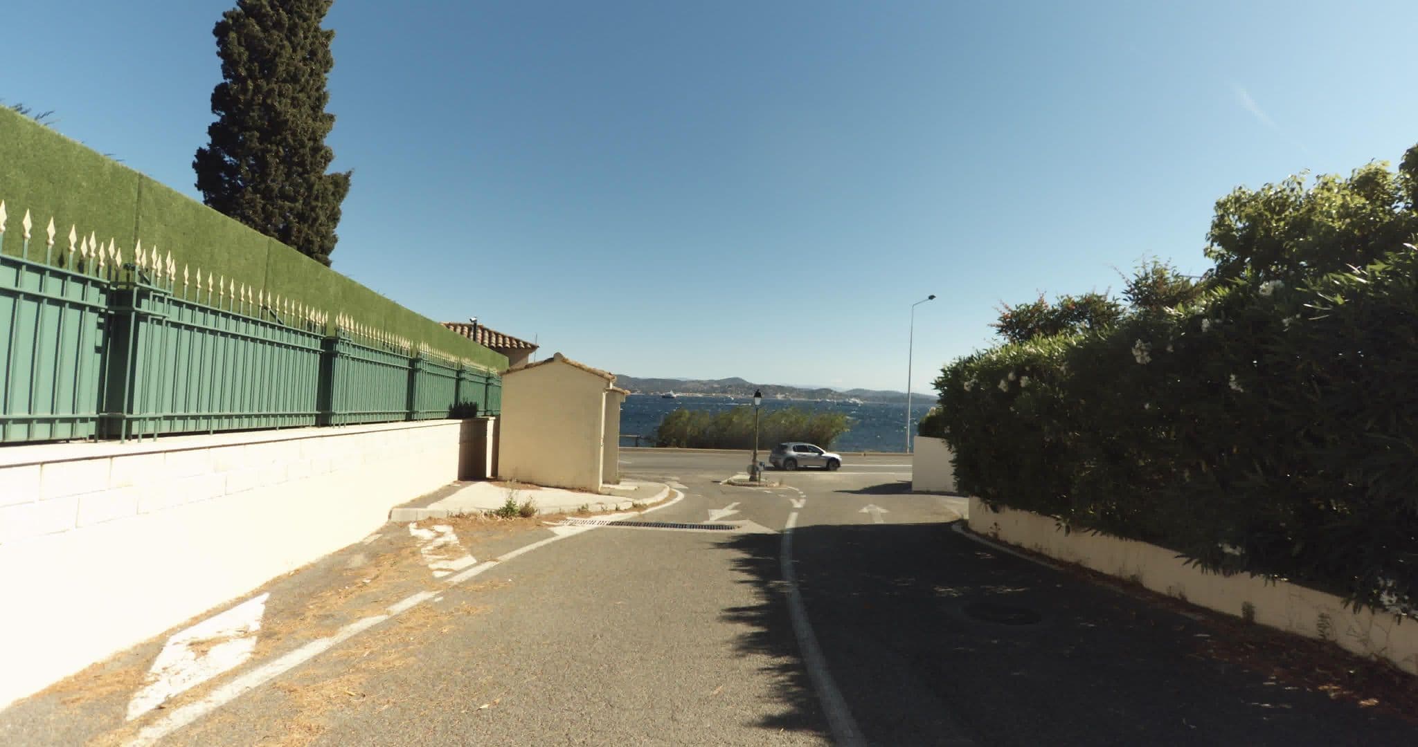 Street view near Kube Hotel-St Tropez, Saint-Tropez — © sogefi (CC BY-SA · Mapillary)