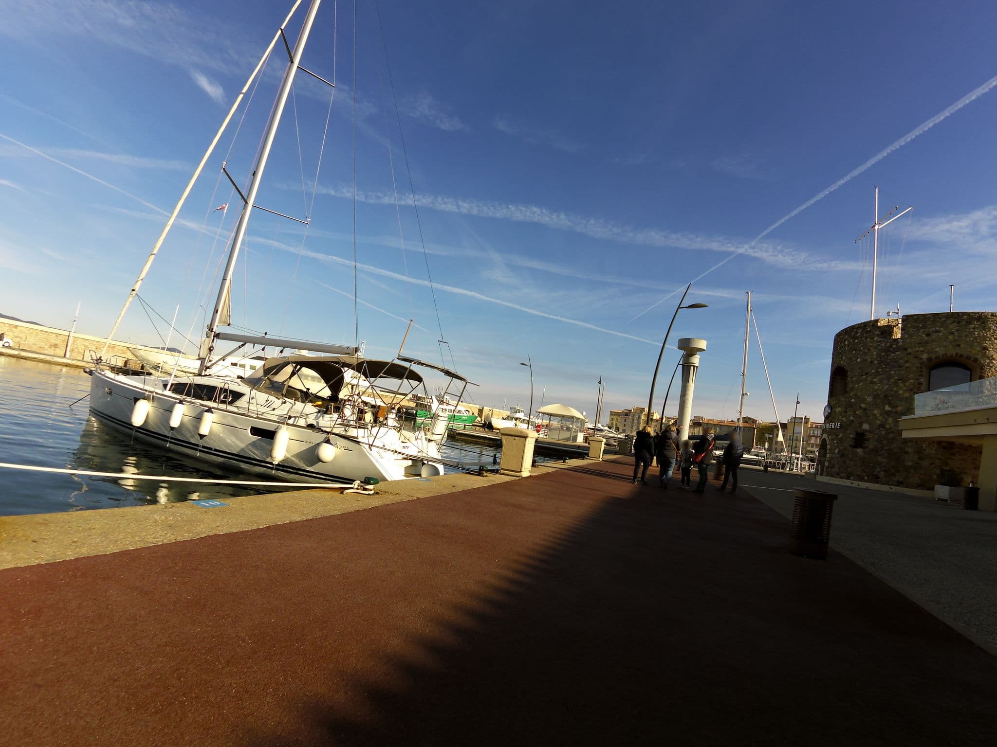 Street view near Centaura, Saint-Tropez — © marcuscalabresus (CC BY-SA · Mapillary)