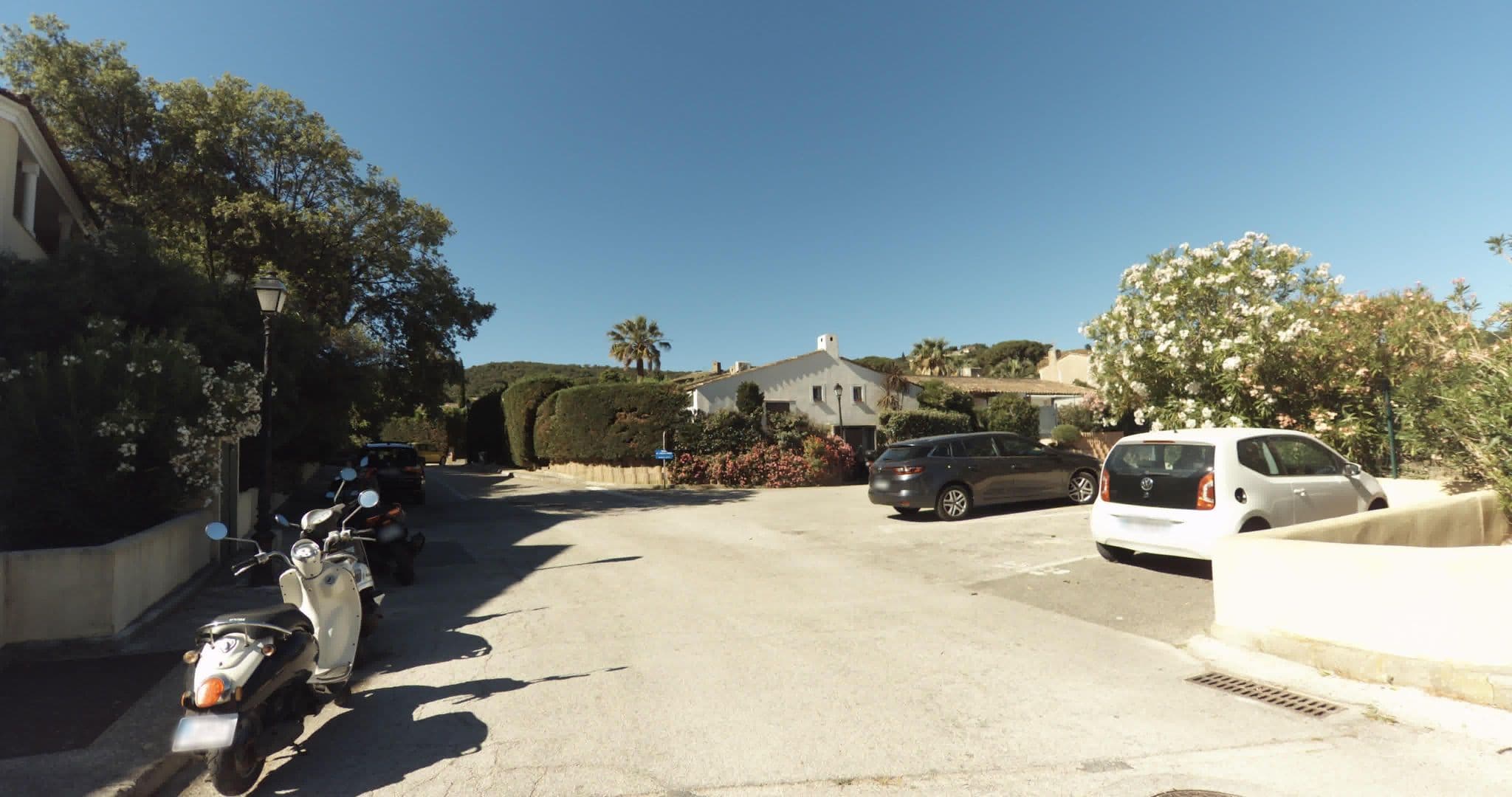 Street view near Odalys Résidence Caesar Domus Apartment, Saint-Tropez — © sogefi (CC BY-SA · Mapillary)