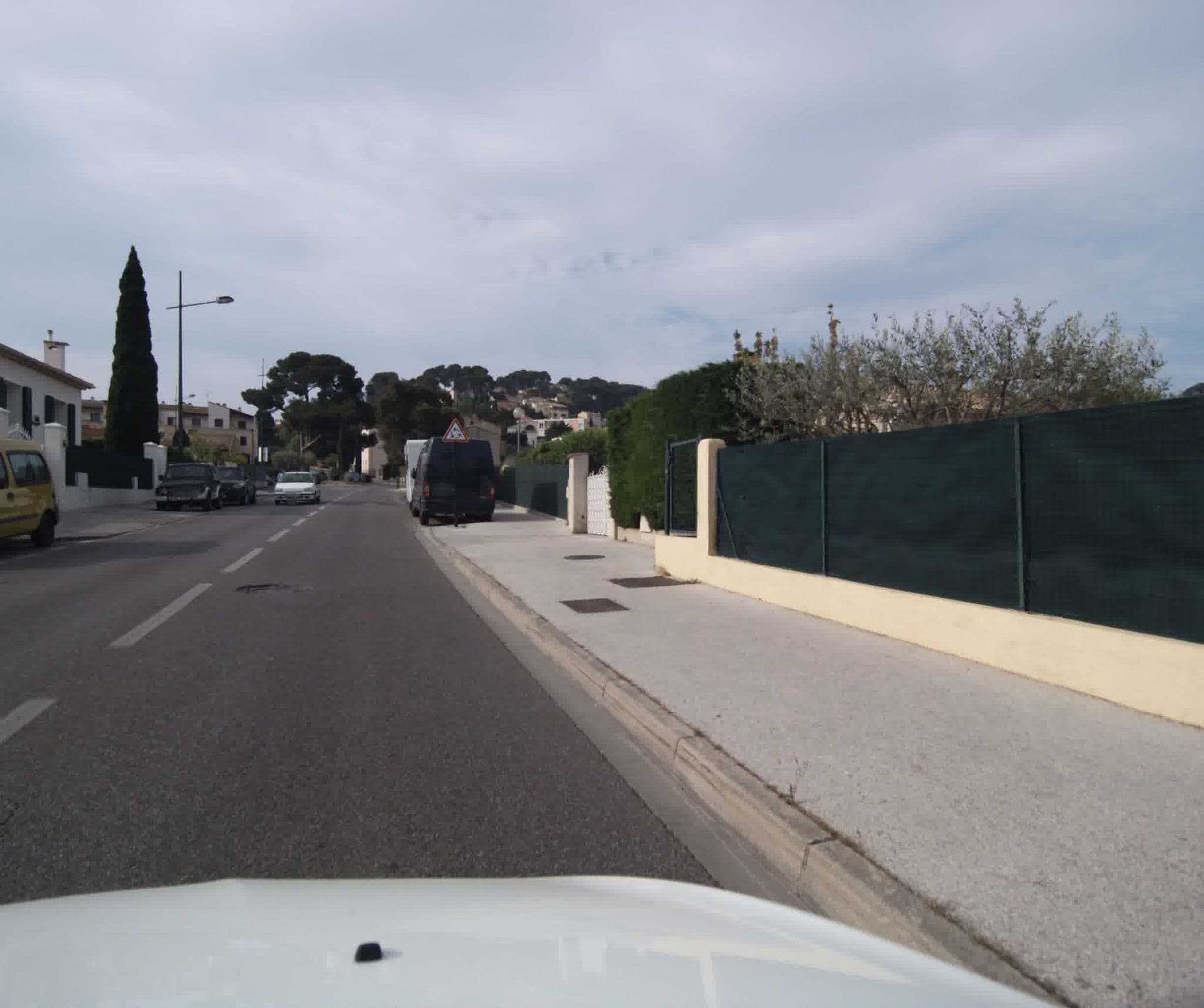 Street view near Joli appartement tout confort, Hyères — © sogefi (CC BY-SA · Mapillary)
