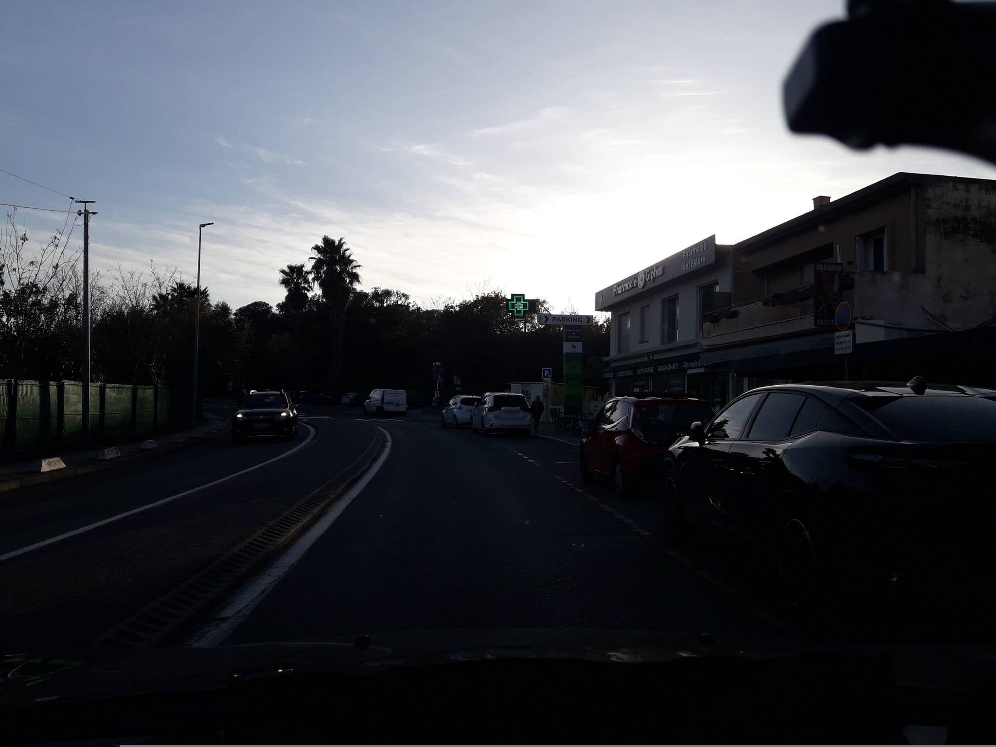 Street view near AGAY Beach Hôtel, Saint-Raphaël — © eric_s (CC BY-SA · Mapillary)