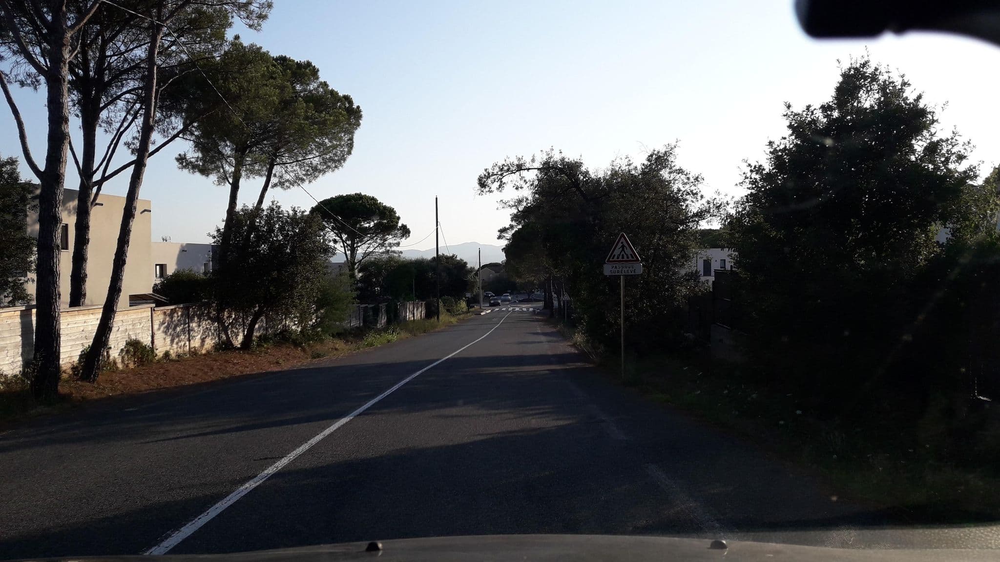 Street view near Camping Sandaya Douce Quiétude, Saint-Raphaël — © eric_s (CC BY-SA · Mapillary)