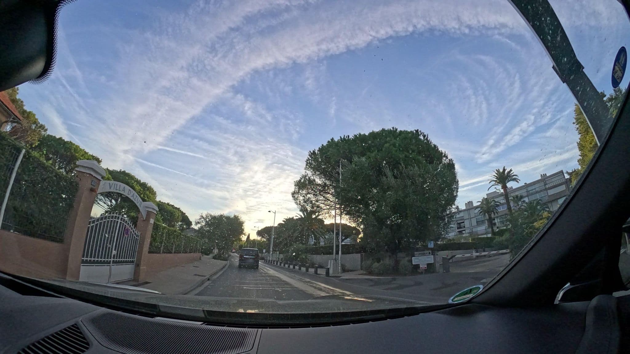 Street view near Le Bailli Saint Tropez, Saint-Tropez — © pharris0n (CC BY-SA · Mapillary)