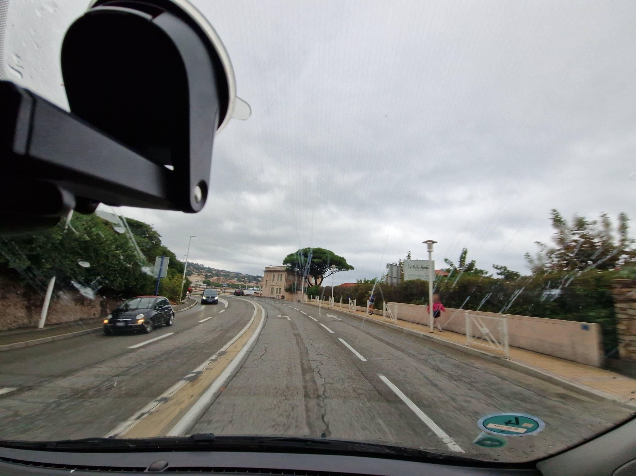 Street view near Hostellerie La Belle Aurore Hotel Sainte-Maxime, Sainte-Maxime — © mcliquid (CC BY-SA · Mapillary)