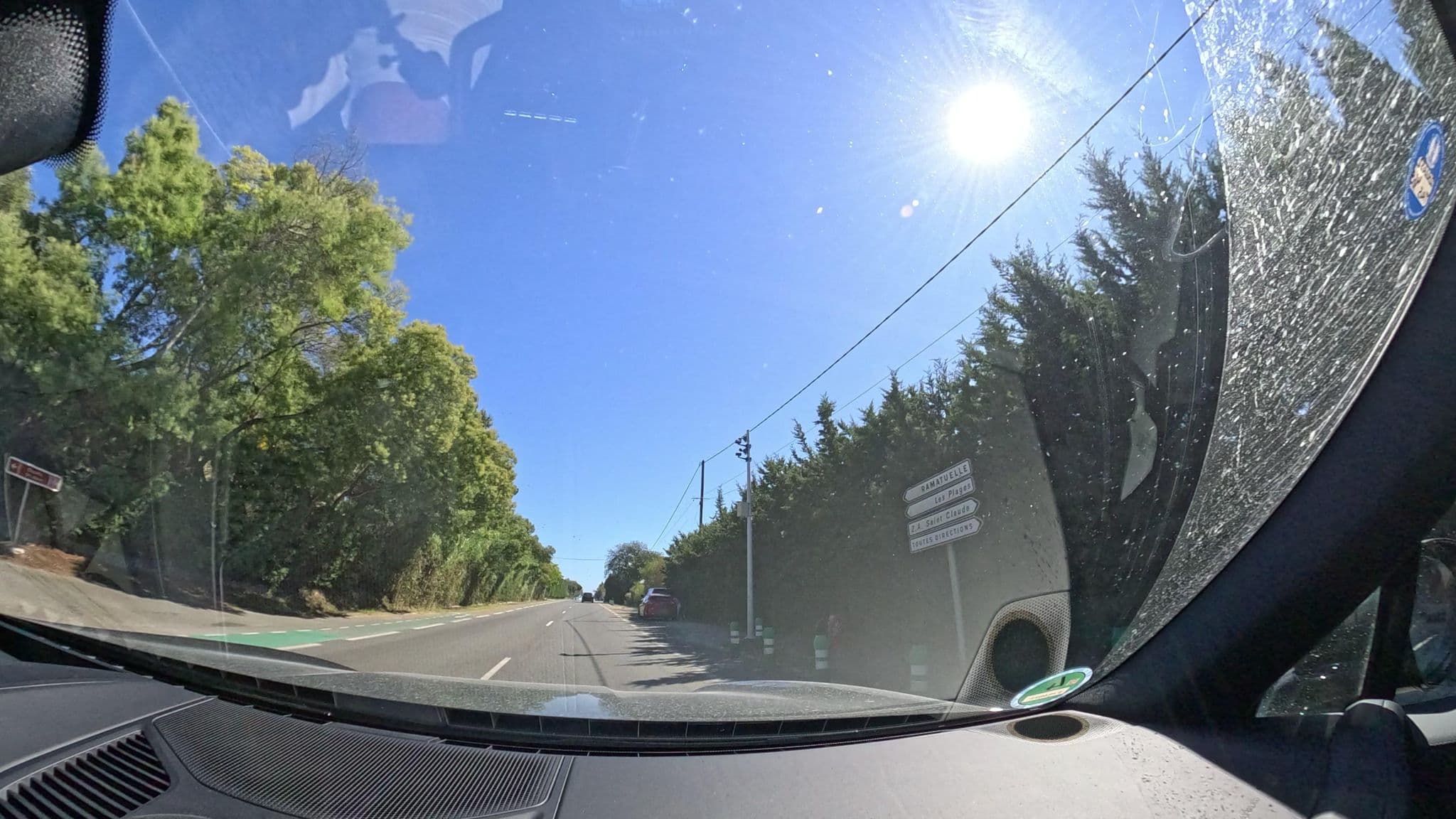 Street view near Les Pignes, Saint-Tropez — © pharris0n (CC BY-SA · Mapillary)
