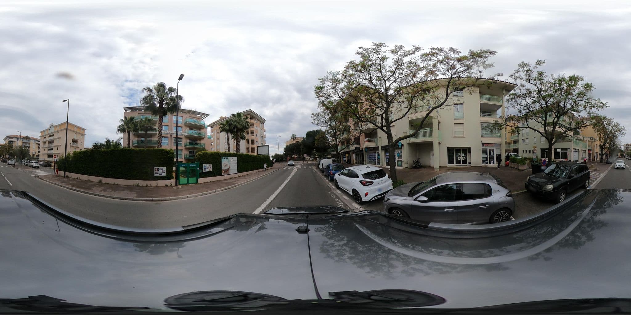 Street view near CGH Résidences & Spas Villa Romana, Fréjus — © eric_s (CC BY-SA · Mapillary)