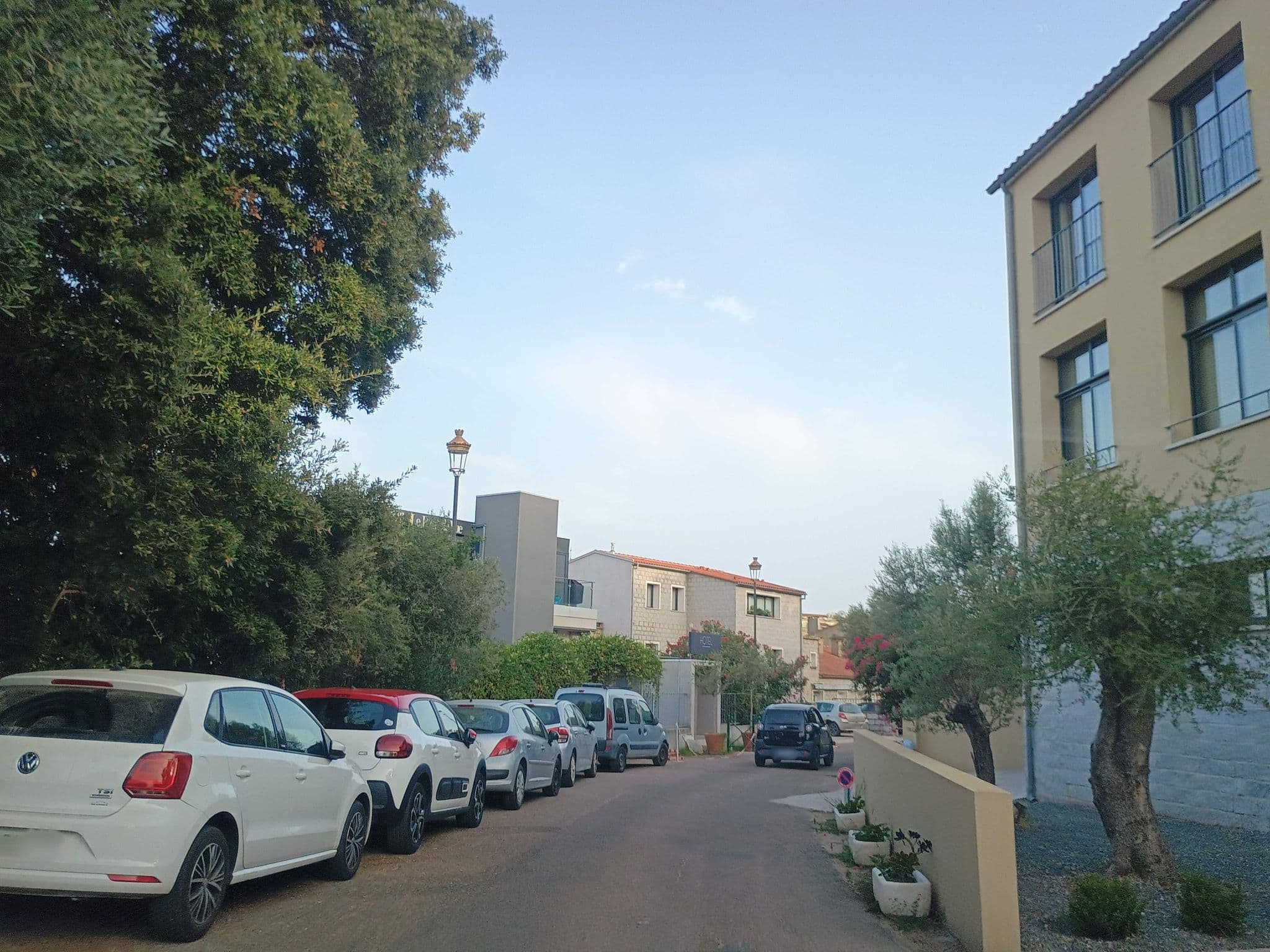 Street view near Residence Hoteliere En Aparte, Porto-Vecchio — © thetornado76 (CC BY-SA · Mapillary)