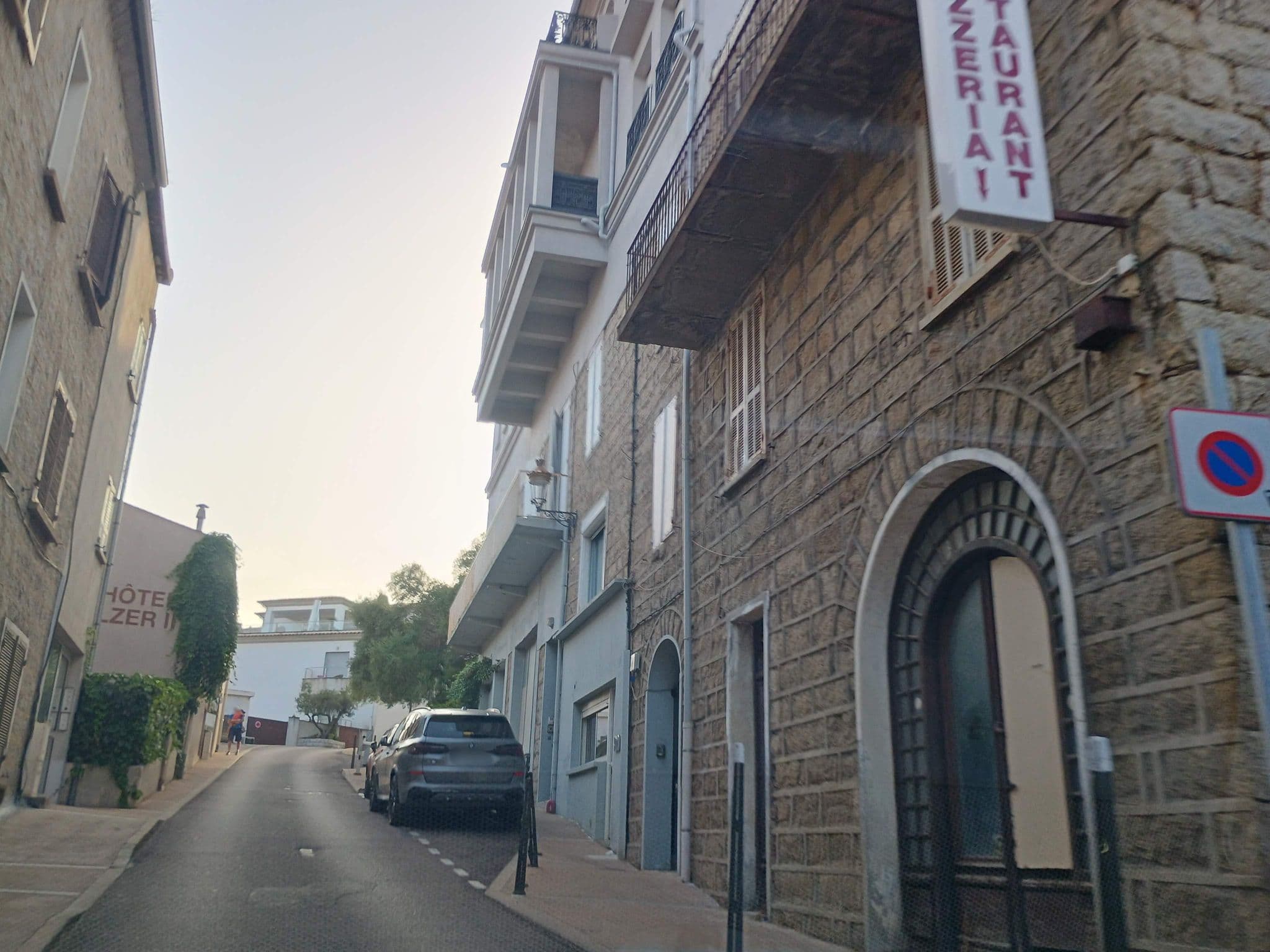 Street view near Hôtel Restaurant Holzer, Porto-Vecchio — © thetornado76 (CC BY-SA · Mapillary)