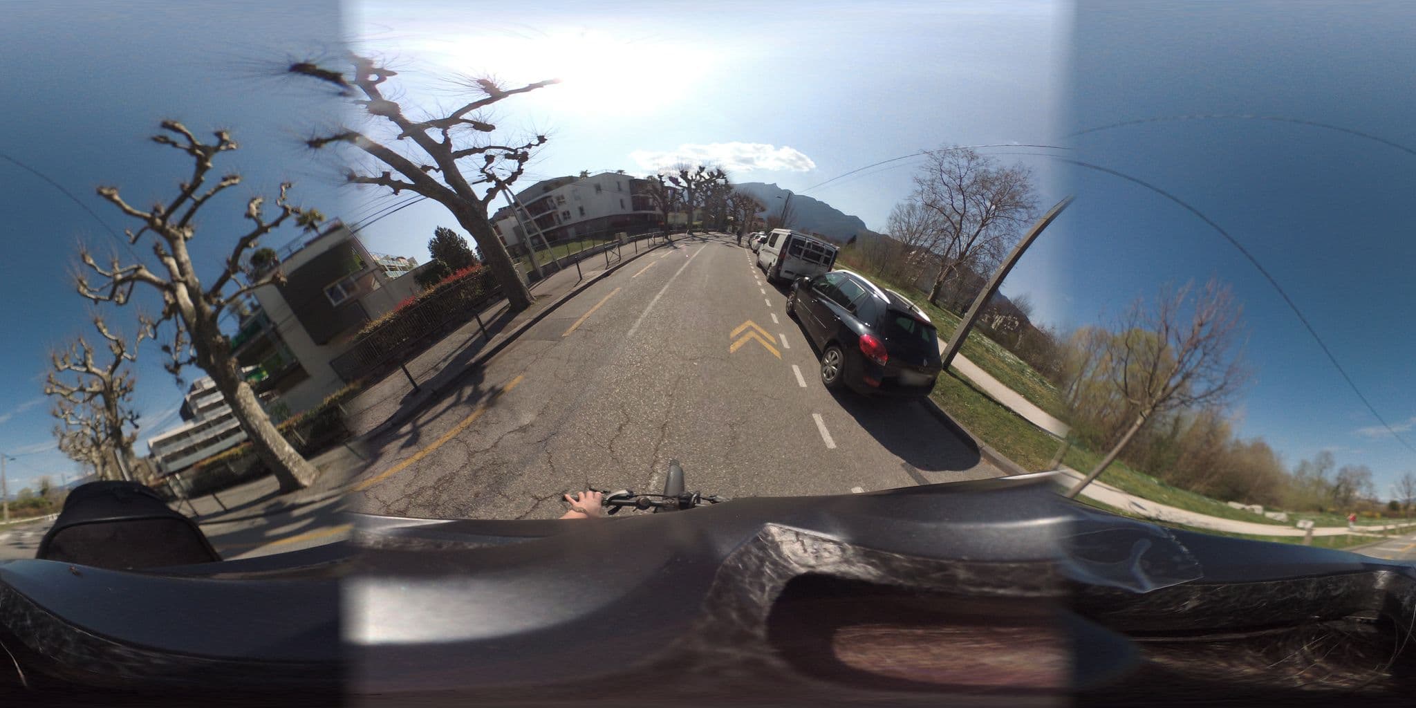 Street view near Azurea Residhotel, Aix-les-Bains — © arteragence (CC BY-SA · Mapillary)