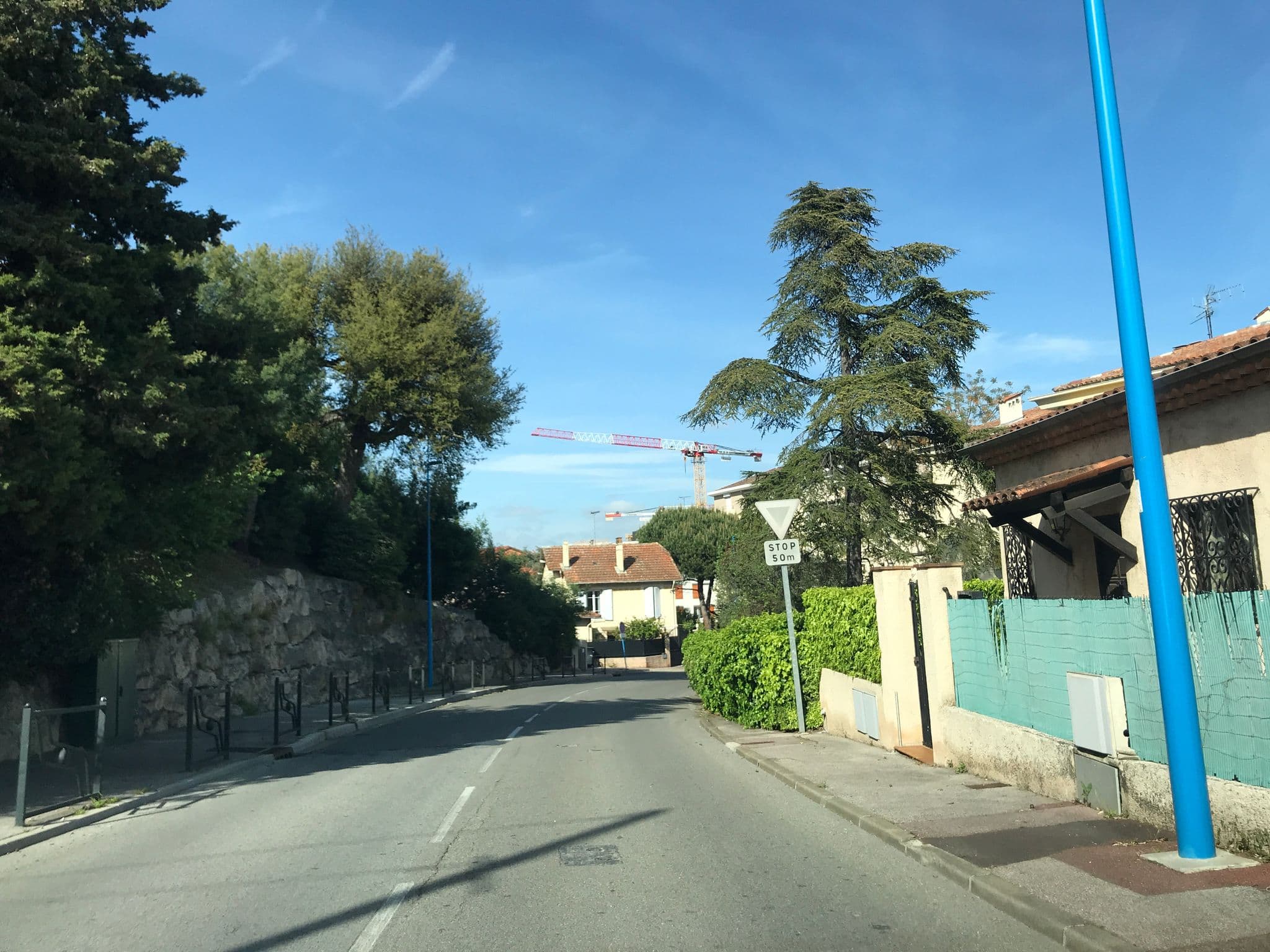 Street view near Hotellerie de Minelle, Mandelieu-la-Napoule — © pgiraud (CC BY-SA · Mapillary)