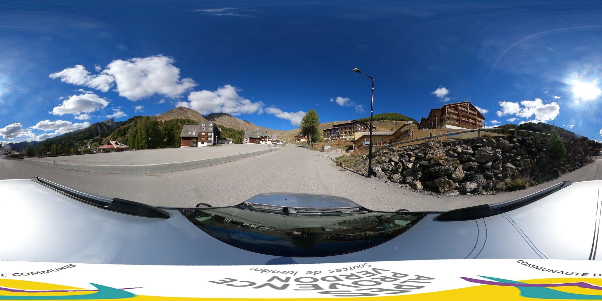 Street view near Résidence les Cimes du Val d'Allos, Barcelonnette — © ccapv_germain (CC BY-SA · Mapillary)
