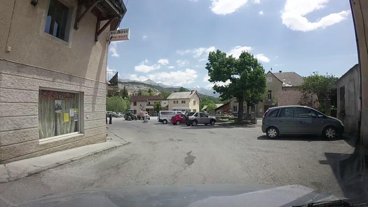 Street view near Le Relais de la Forge, Seyne-les-Alpes — © bastcarto (CC BY-SA · Mapillary)