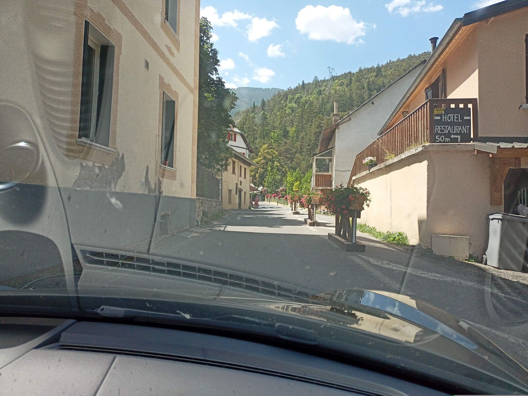 Street view near Residences Pra-Loup Vacances, Barcelonnette — © xdTAGCLAN (CC BY-SA · Mapillary)