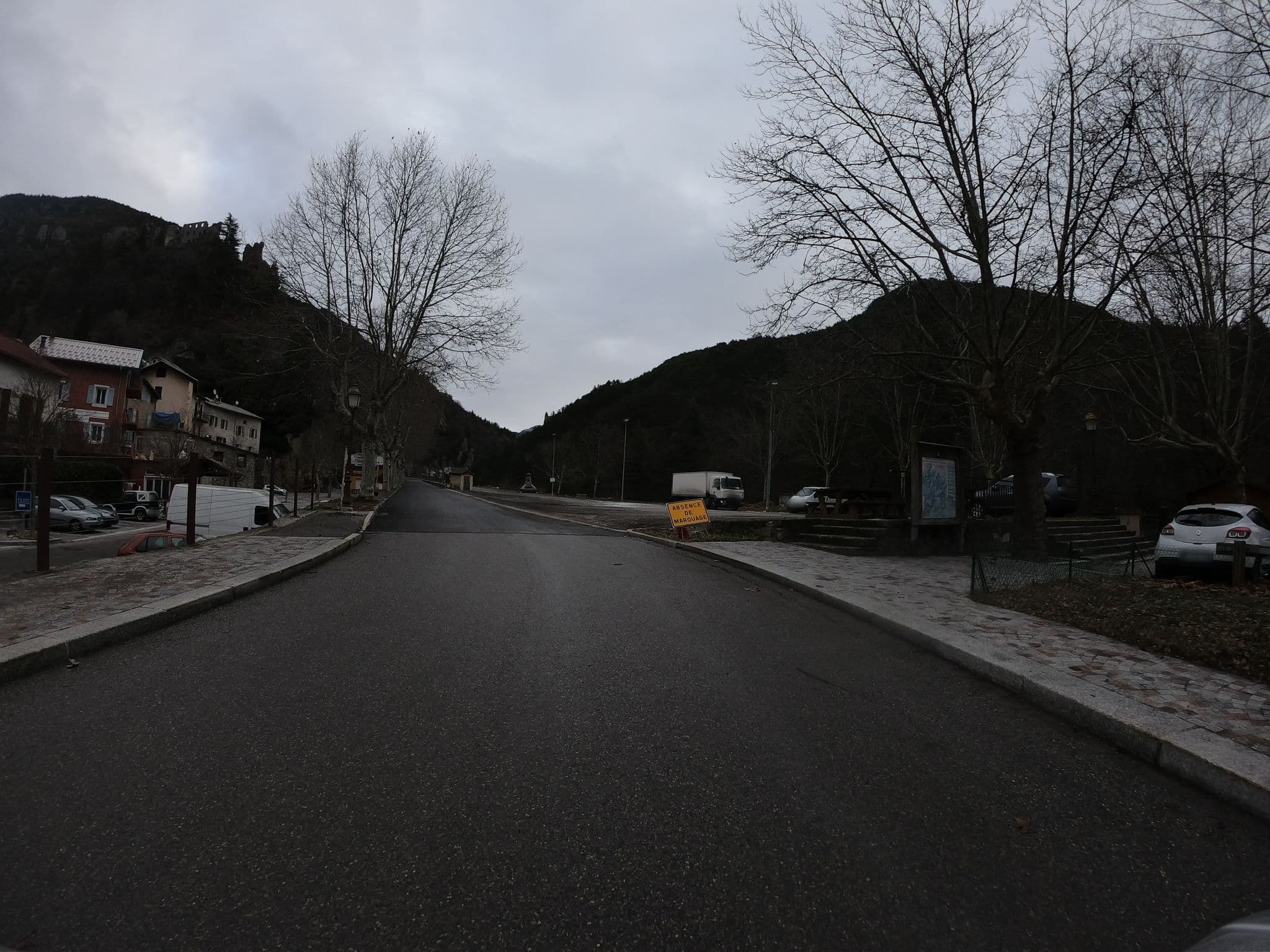 Street view near Hôtel la Renaissance, Puget-Théniers — © joostjakob (CC BY-SA · Mapillary)