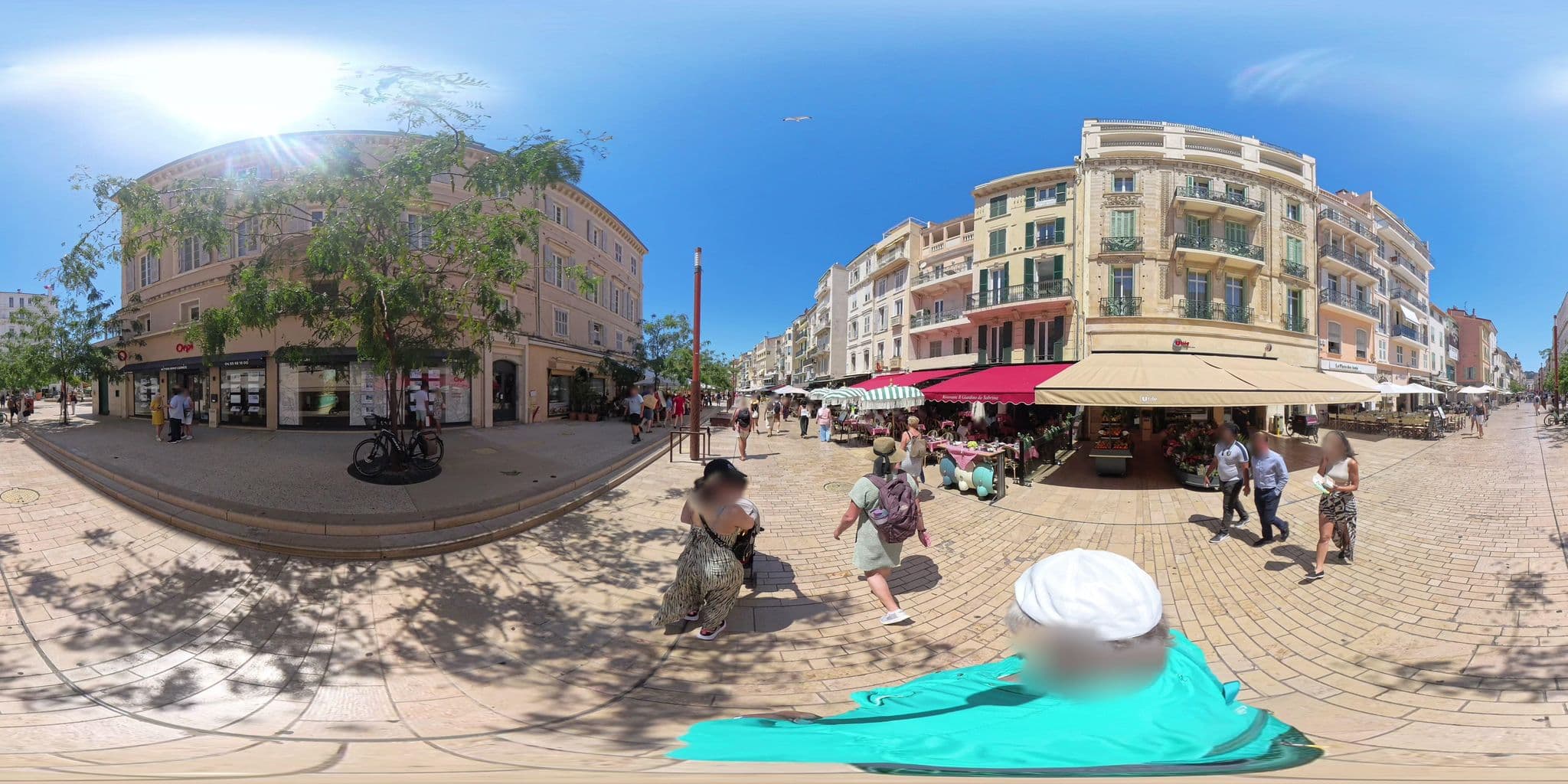 Street view near Marlys Cannes, Cannes — © graharg (CC BY-SA · Mapillary)