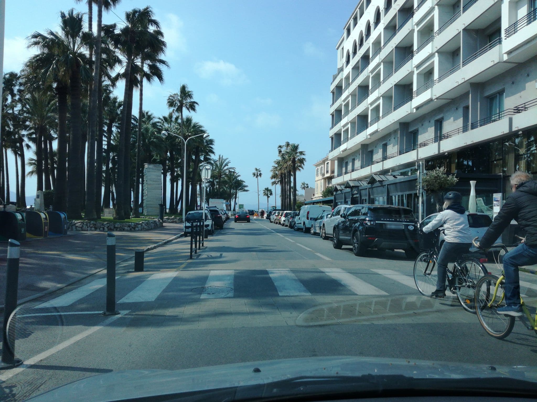 Street view near 1835 White Palm Hotel, Cannes — © baptistemm (CC BY-SA · Mapillary)