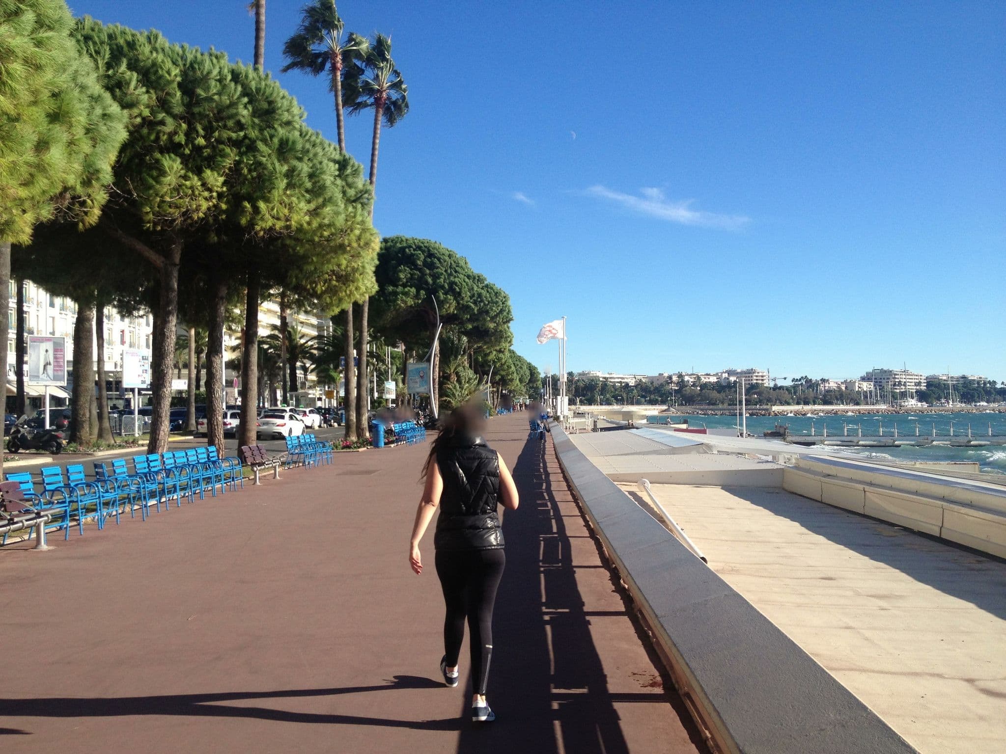 Street view near Canns, Cannes — © jesolem (CC BY-SA · Mapillary)