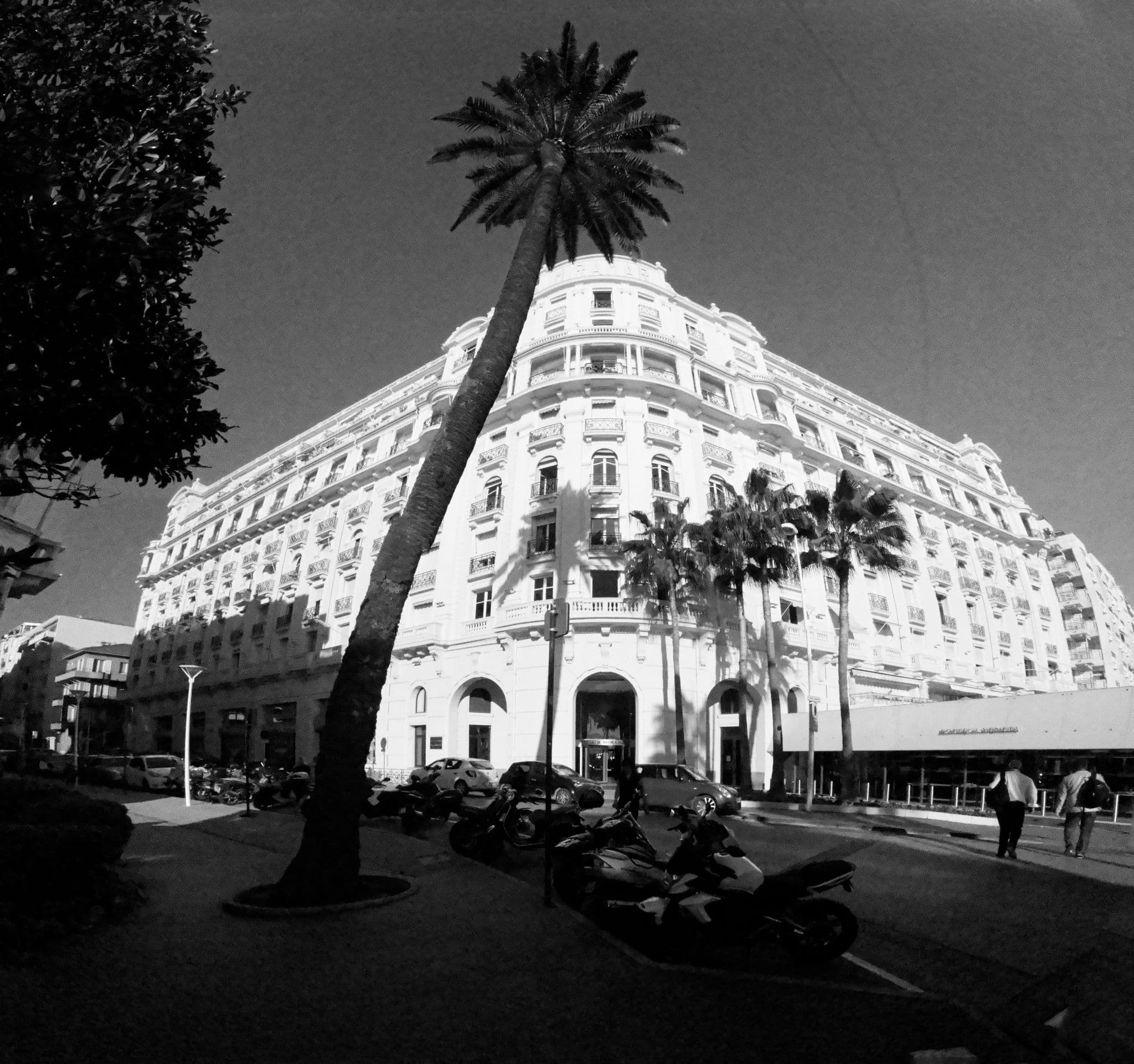 Street view near Palais Miramar 65 Bd de la Croisette Cannes, Cannes — © txllxt (CC BY-SA · Mapillary)