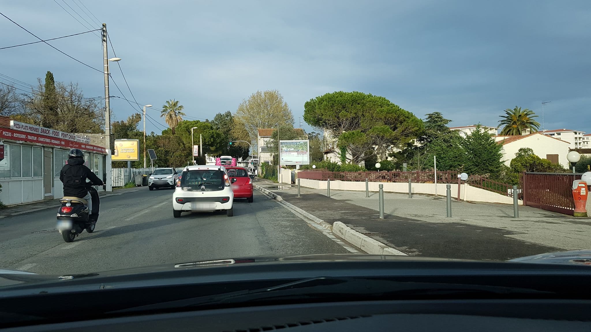 Street view near Appartment Plein Soleil, Juan-les-Pins — © fredncpc (CC BY-SA · Mapillary)