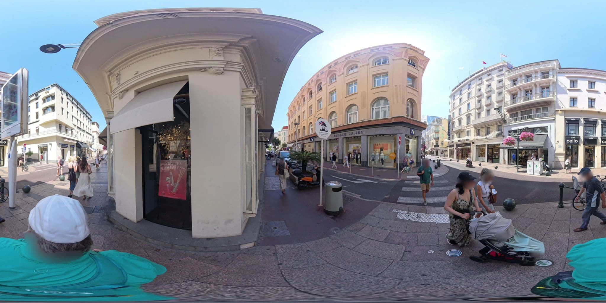 Street view near Airbnb Rue d'Antibes, Cannes — © graharg (CC BY-SA · Mapillary)