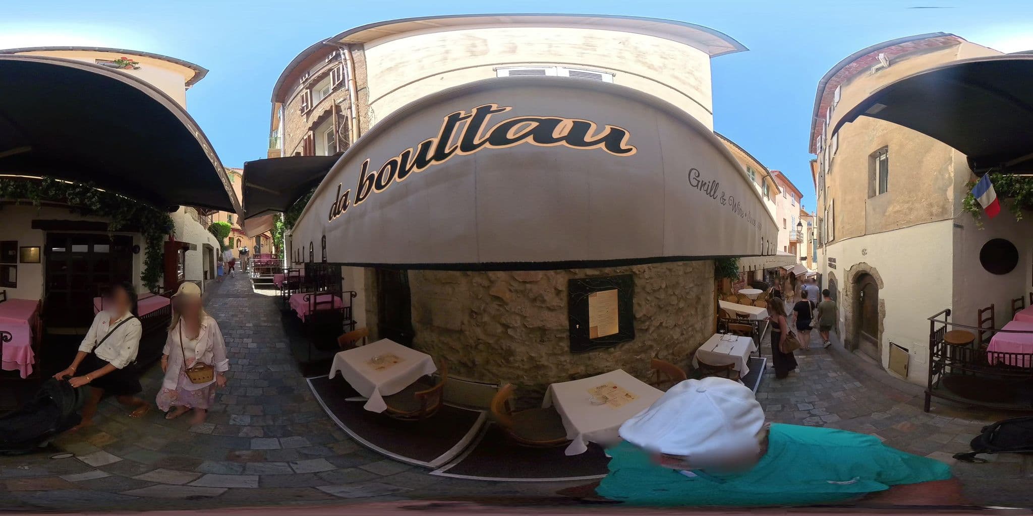 Street view near chambres d'hotes bisou, Cannes — © graharg (CC BY-SA · Mapillary)