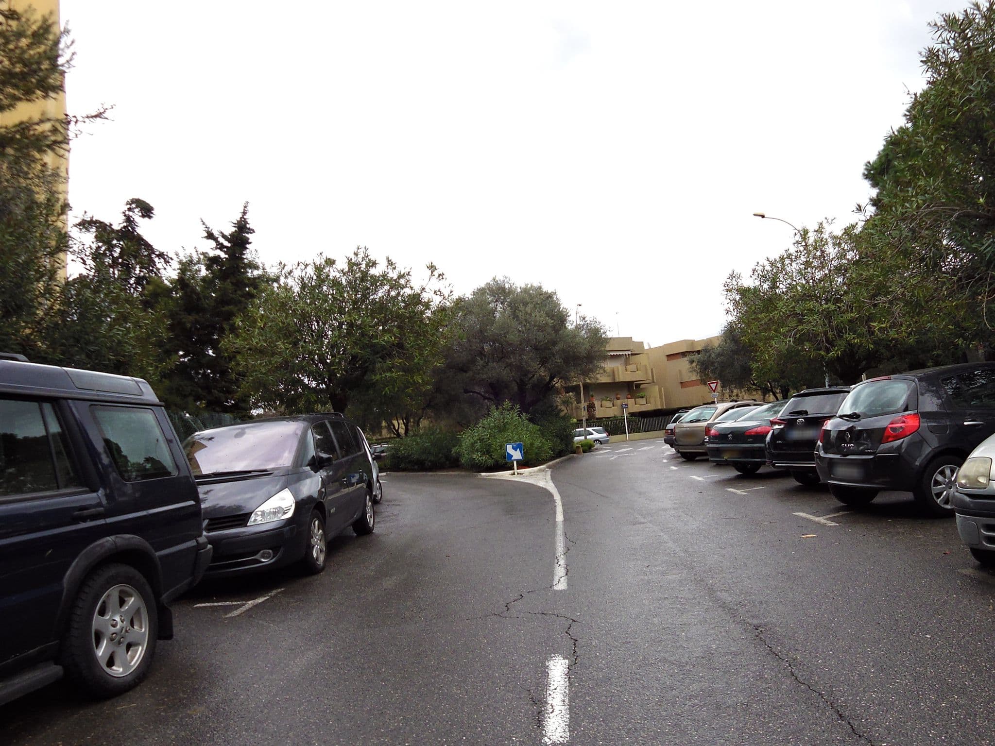 Street view near Résidence Maeva Le Tanit, Juan-les-Pins — © dcp (CC BY-SA · Mapillary)